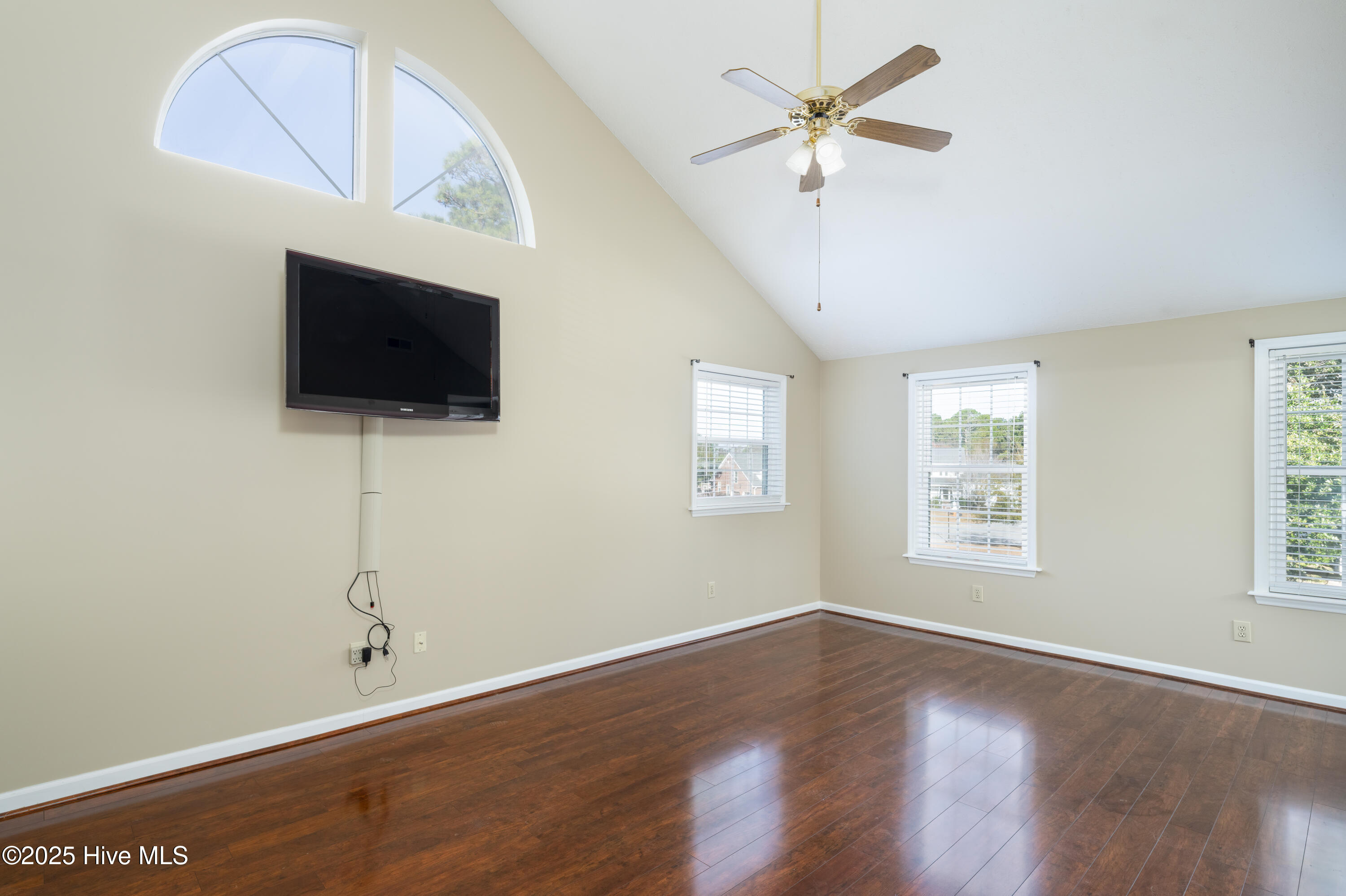 6636 Shire Lane