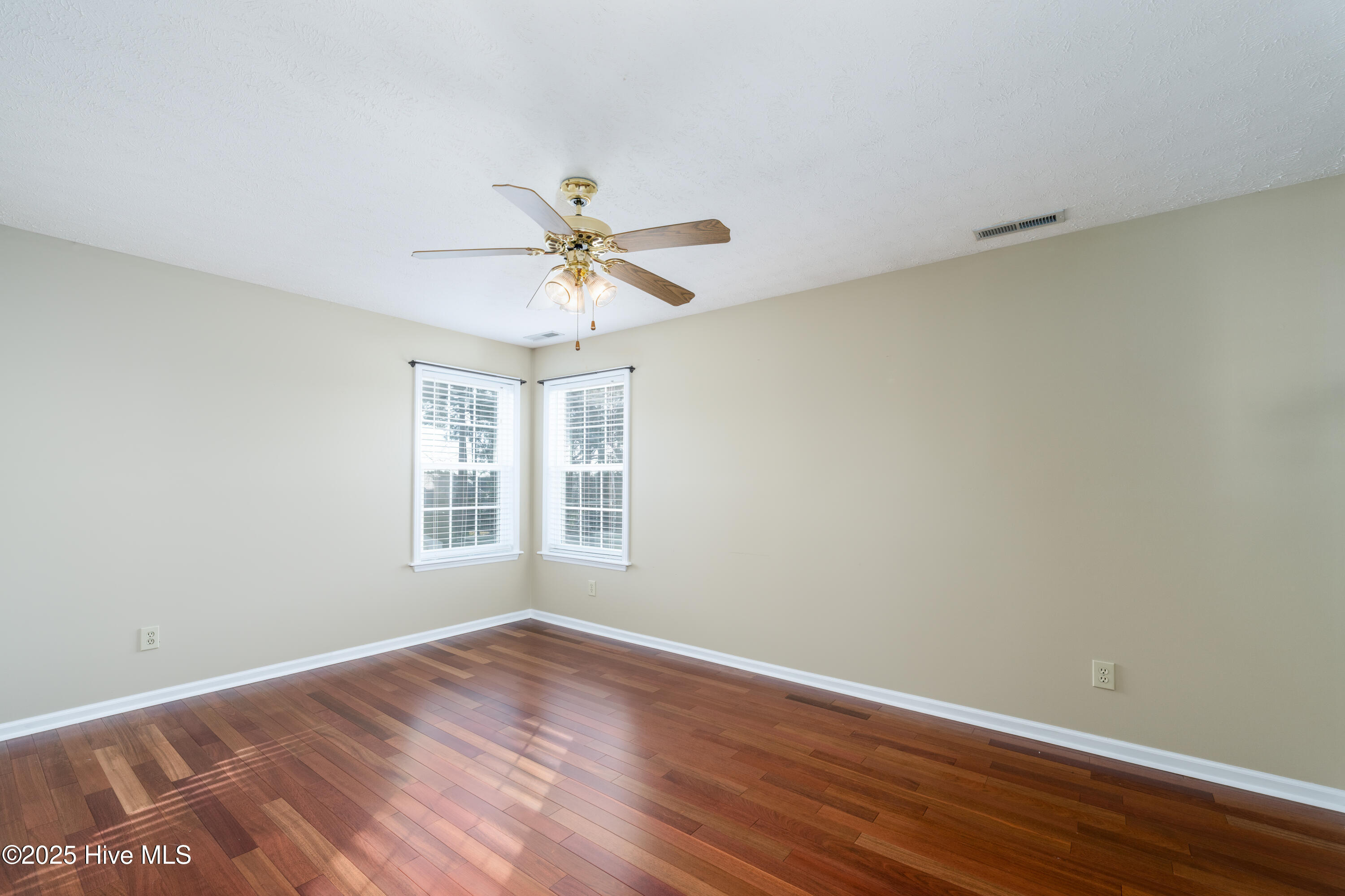 6636 Shire Lane