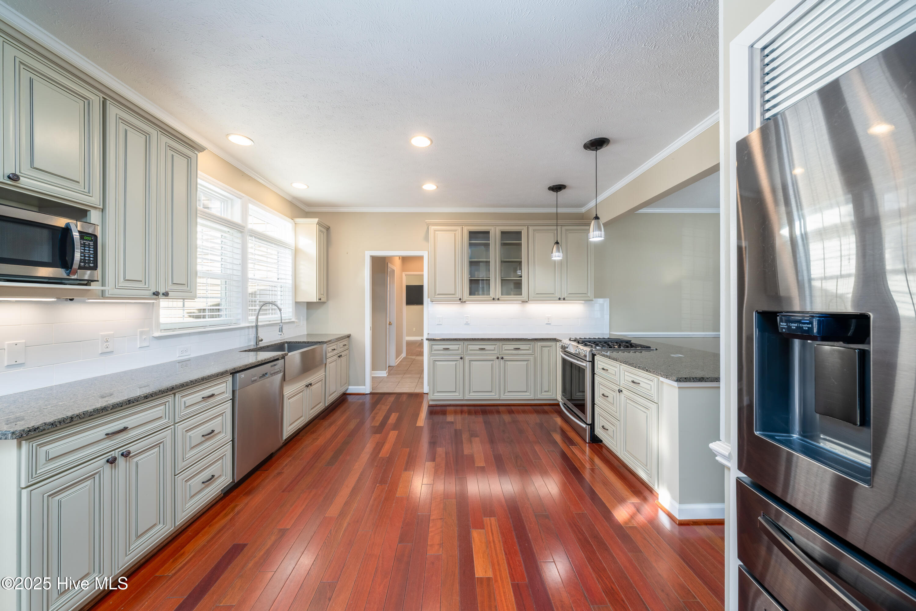 6636 Shire Lane