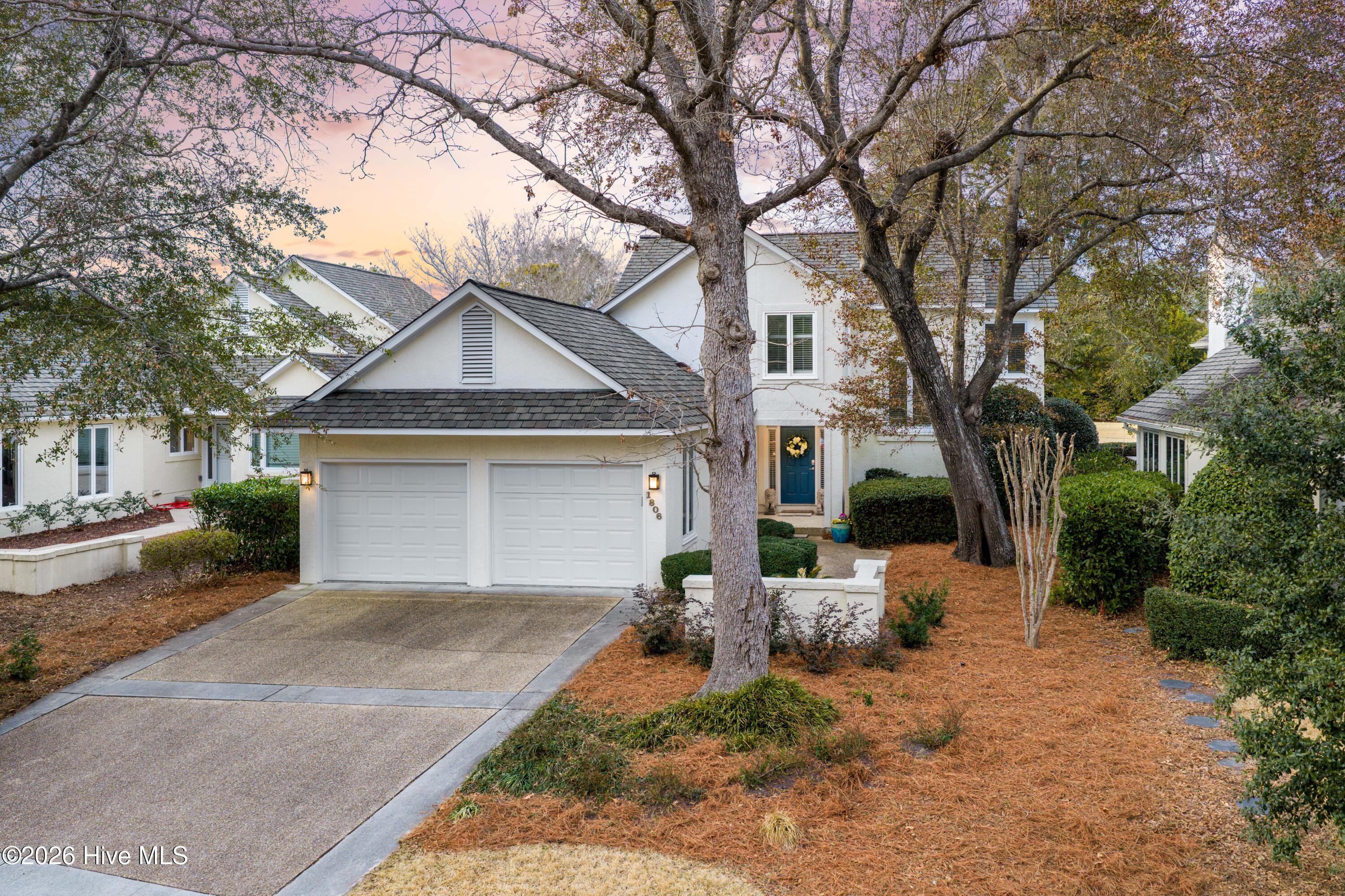 1806 Glen Eagles Lane