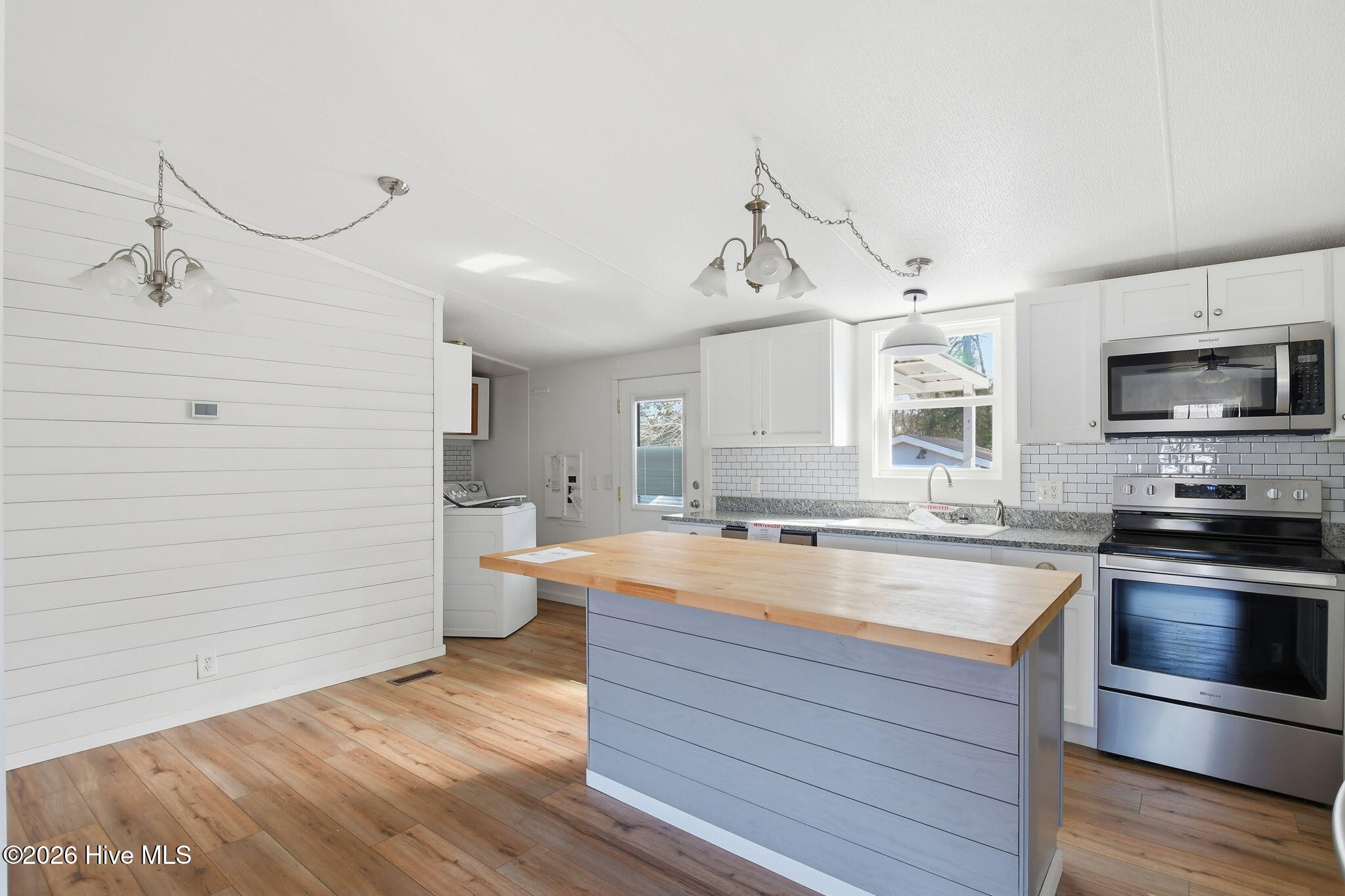 2228 Harbor Ridge Drive SE