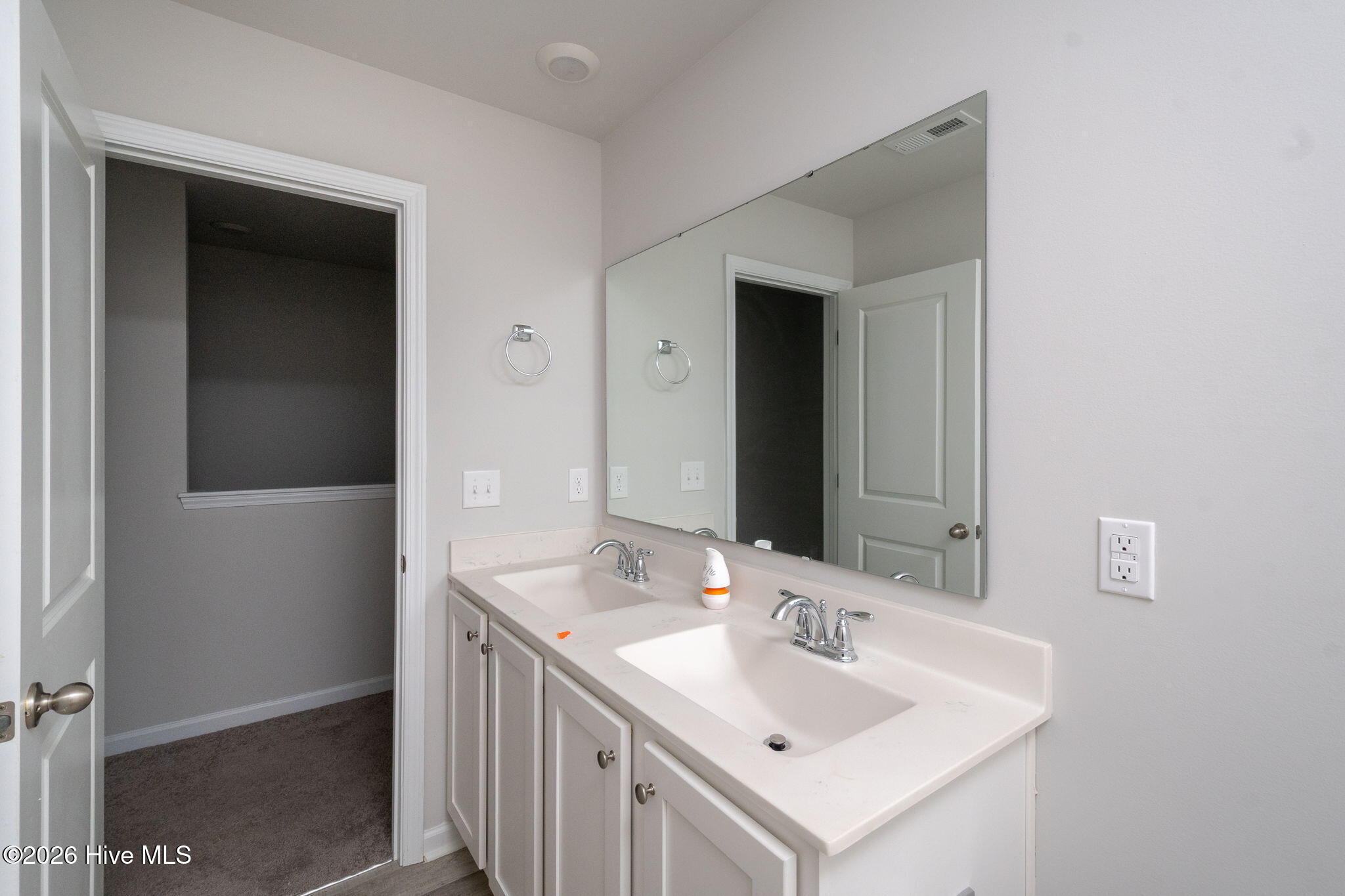 7619 Knightbell Circle
