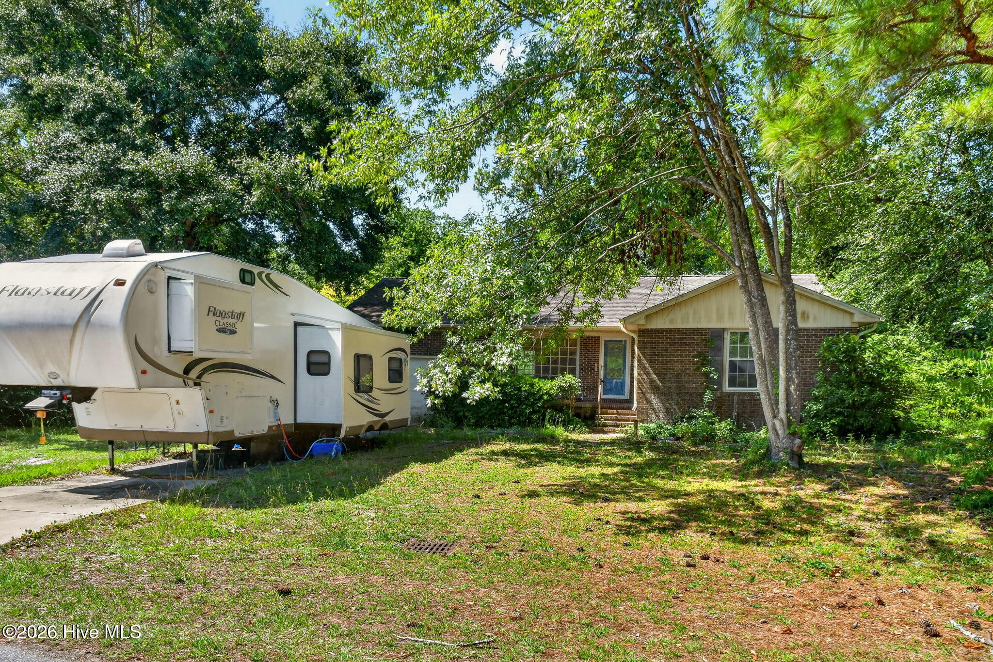 18 Pelican Point Road