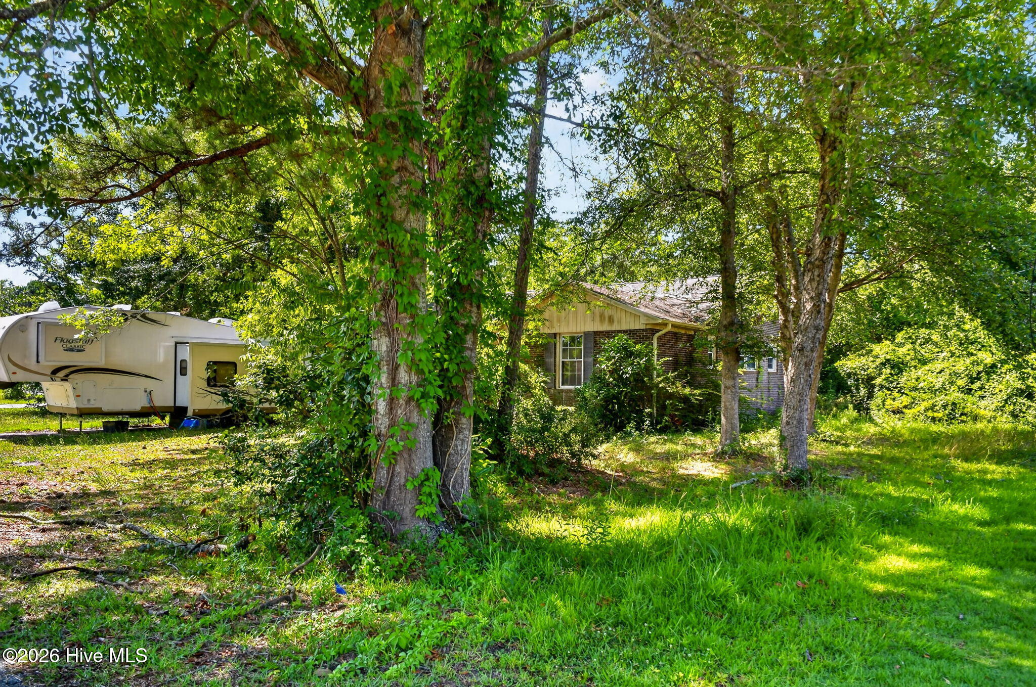 18 Pelican Point Road