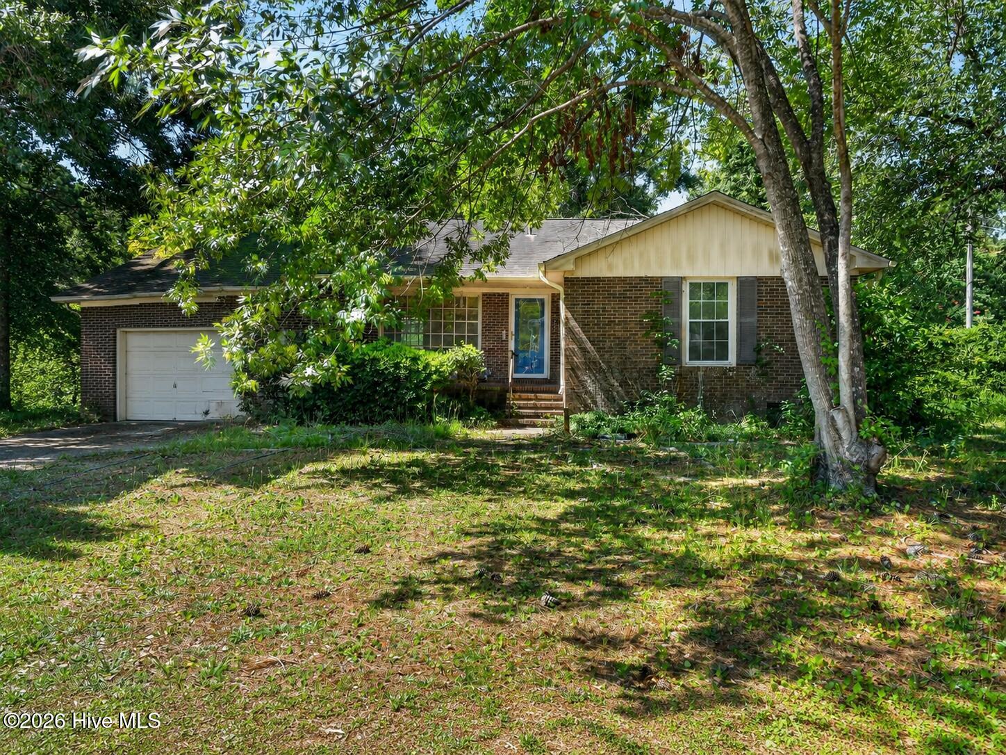 18 Pelican Point Road