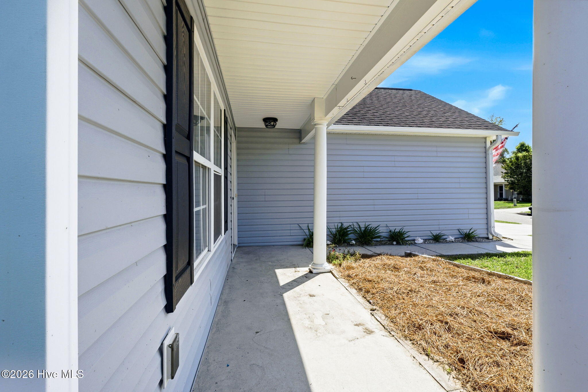 215 Gardenview Court NE