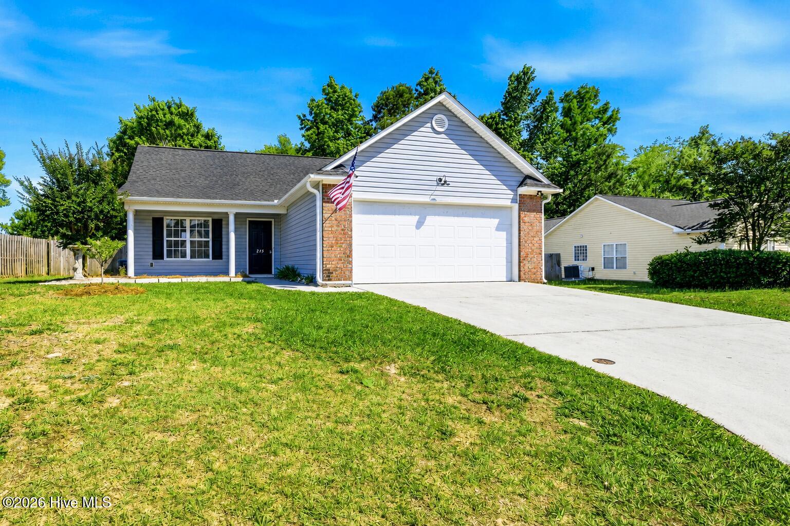 215 Gardenview Court NE