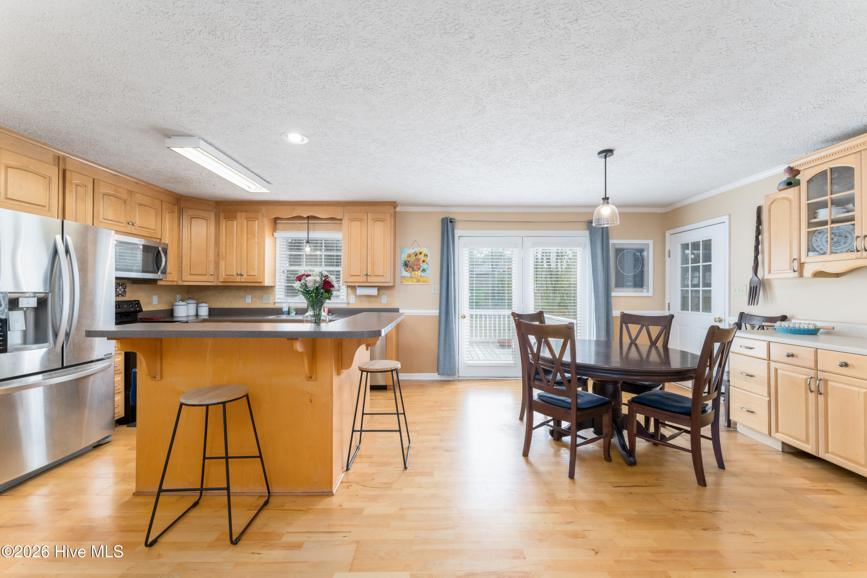 121 E Pointe Road