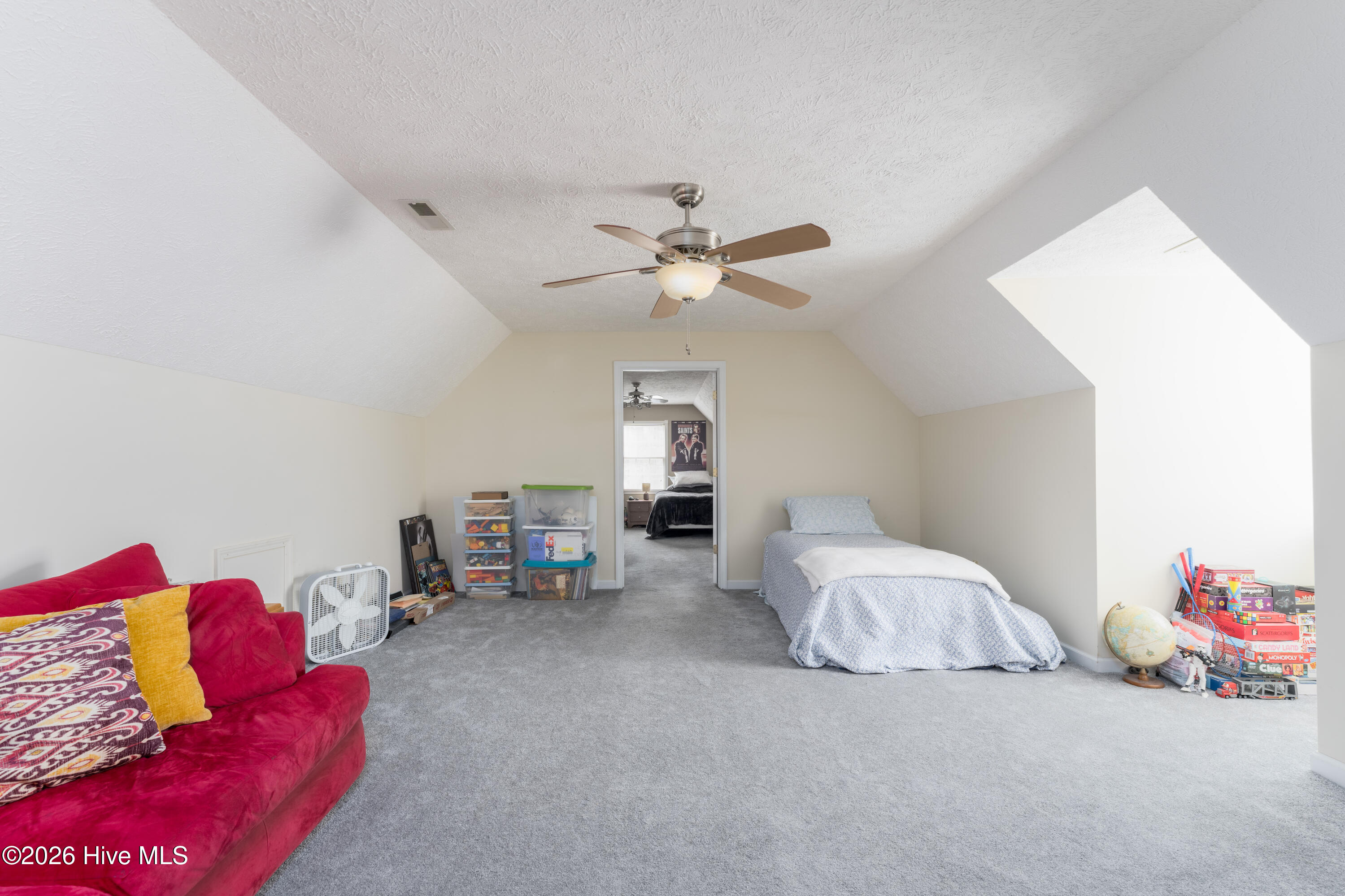 121 E Pointe Road