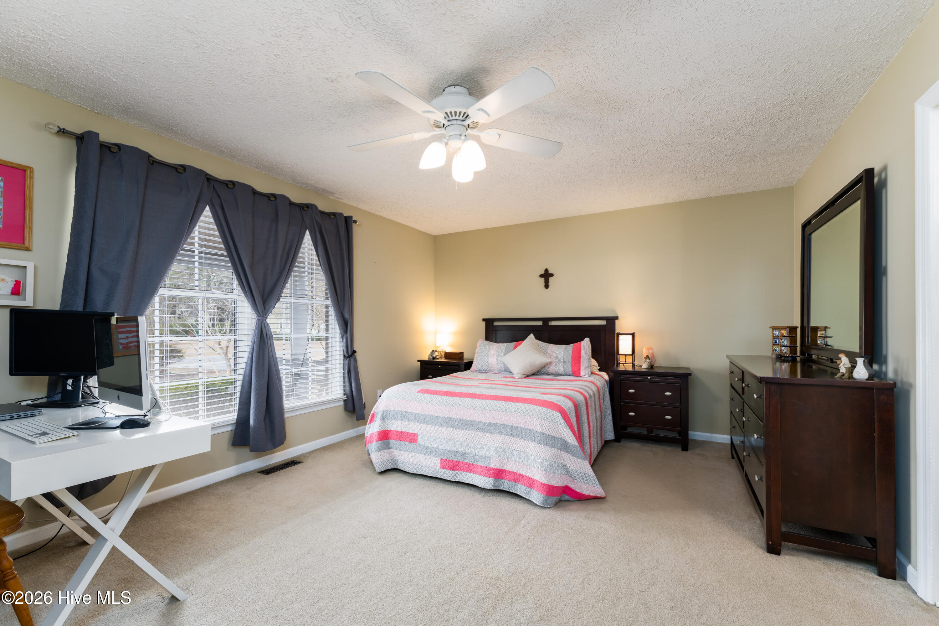 121 E Pointe Road