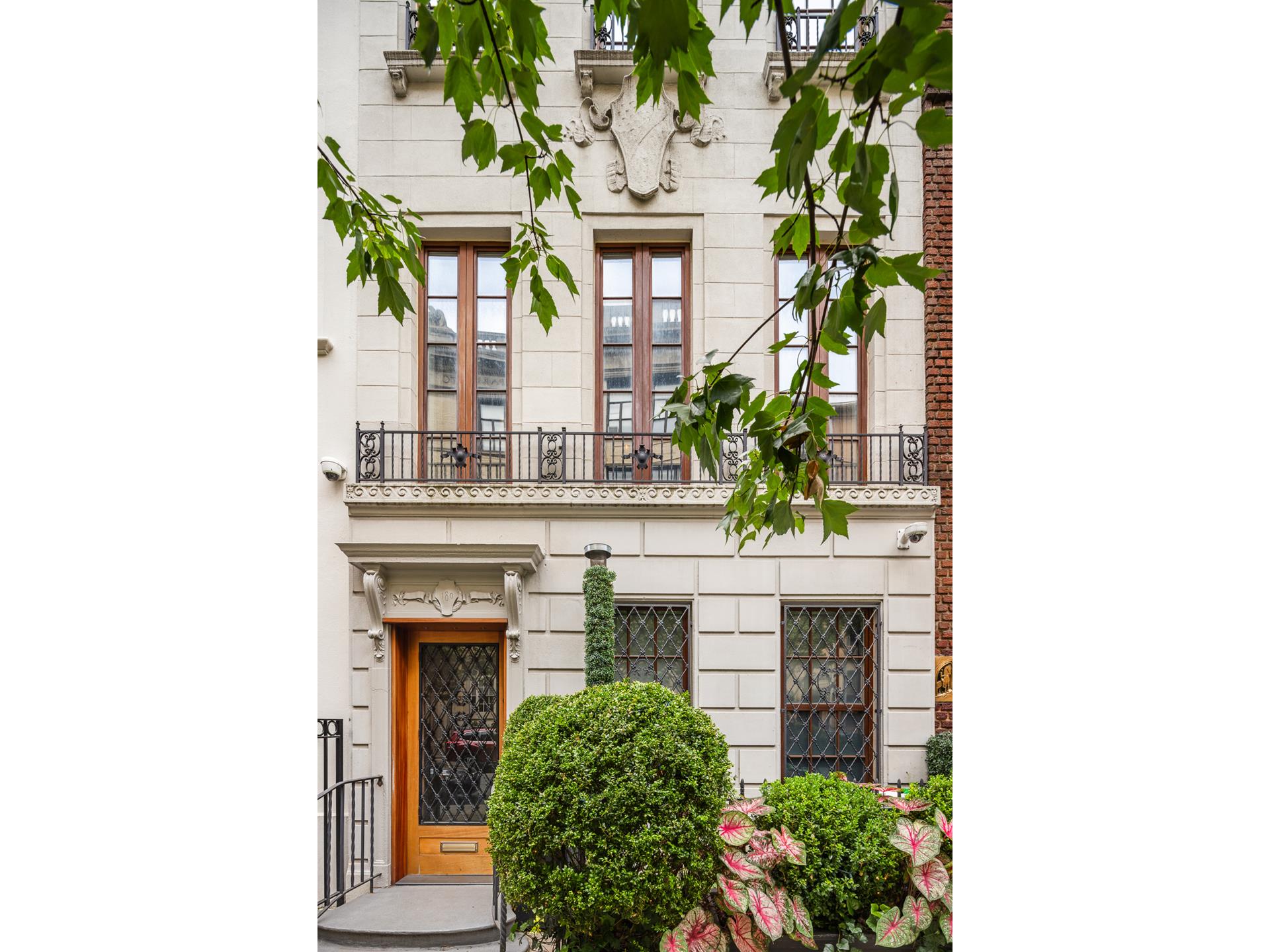 180 E 75TH Street