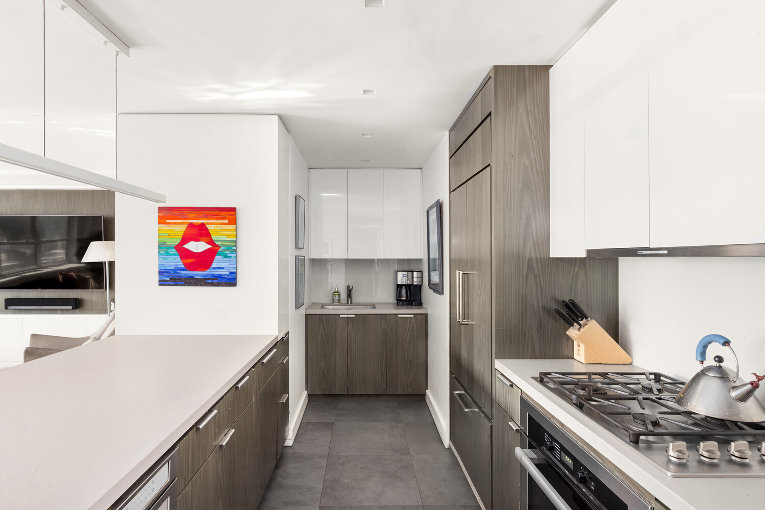 140 W END Avenue 27C