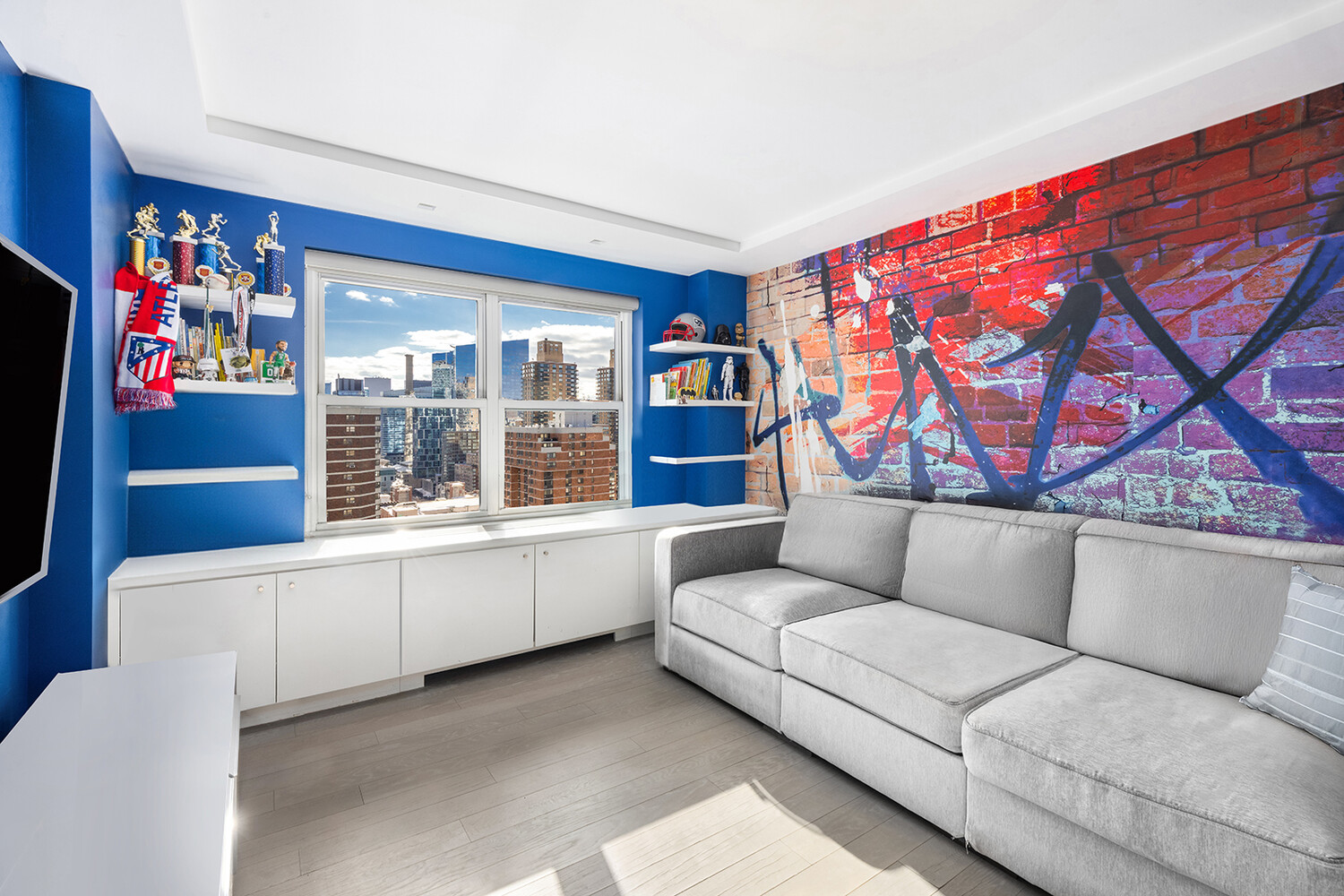 140 W END Avenue 27C