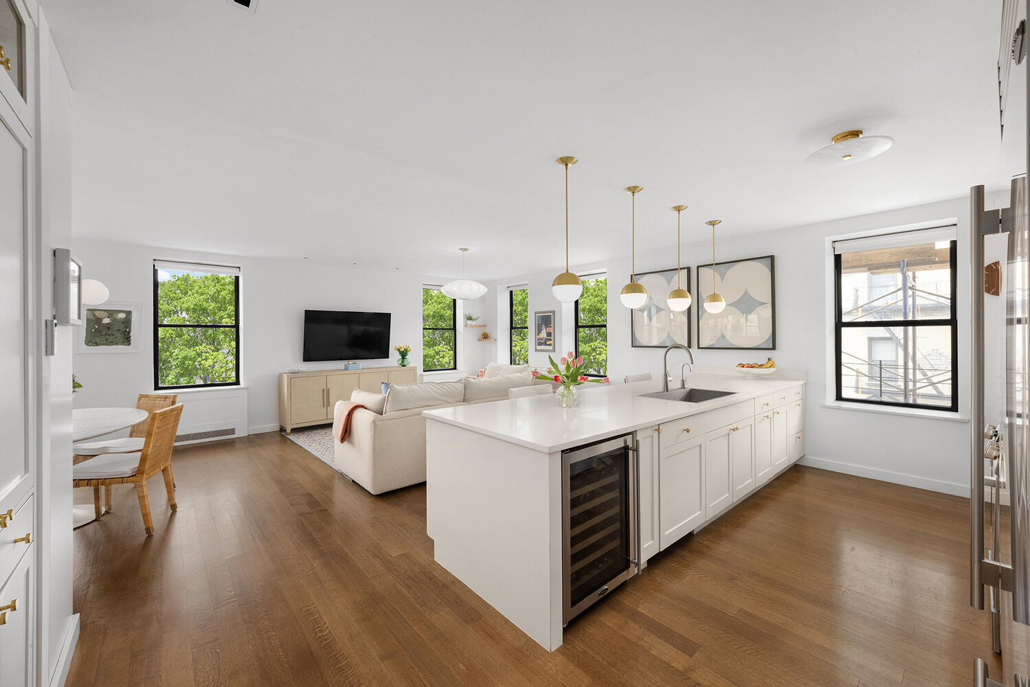 478 CENTRAL Park W 5B