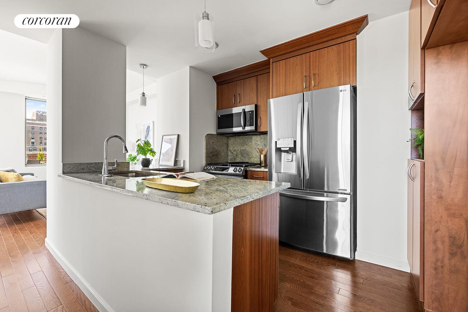 556 STATE Street 8AS