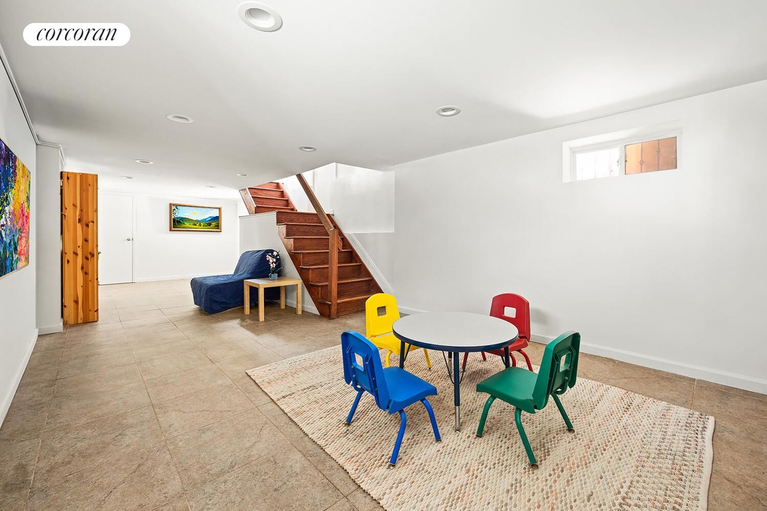 2047 E 54th Street