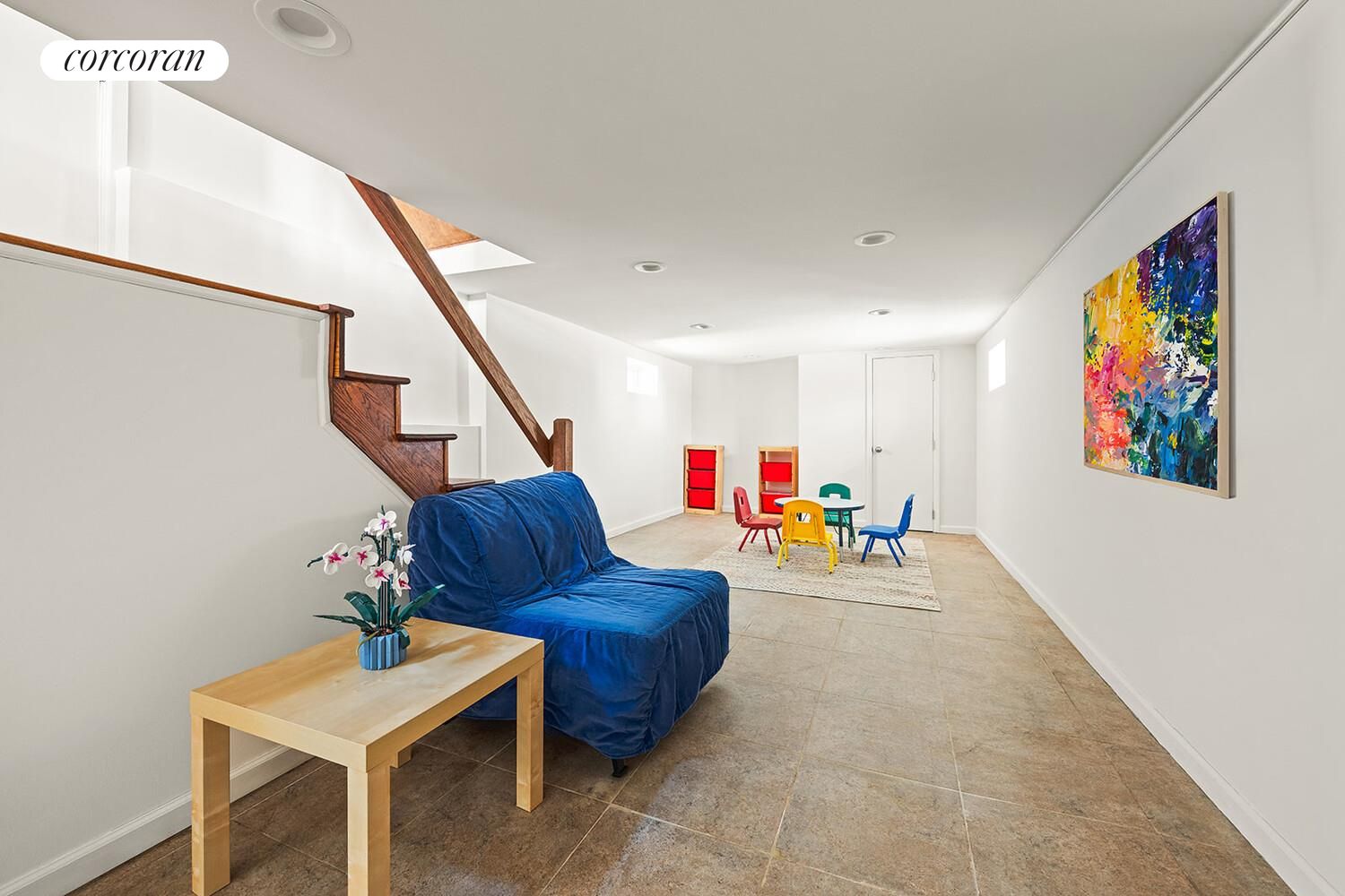 2047 E 54th Street