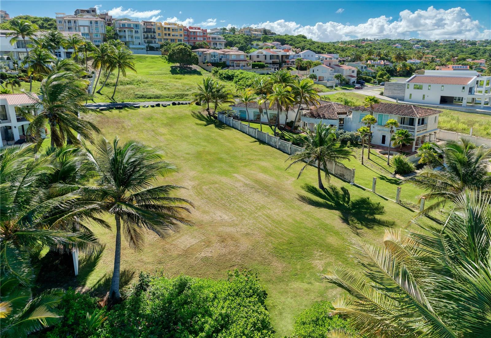 16 SURFSIDE