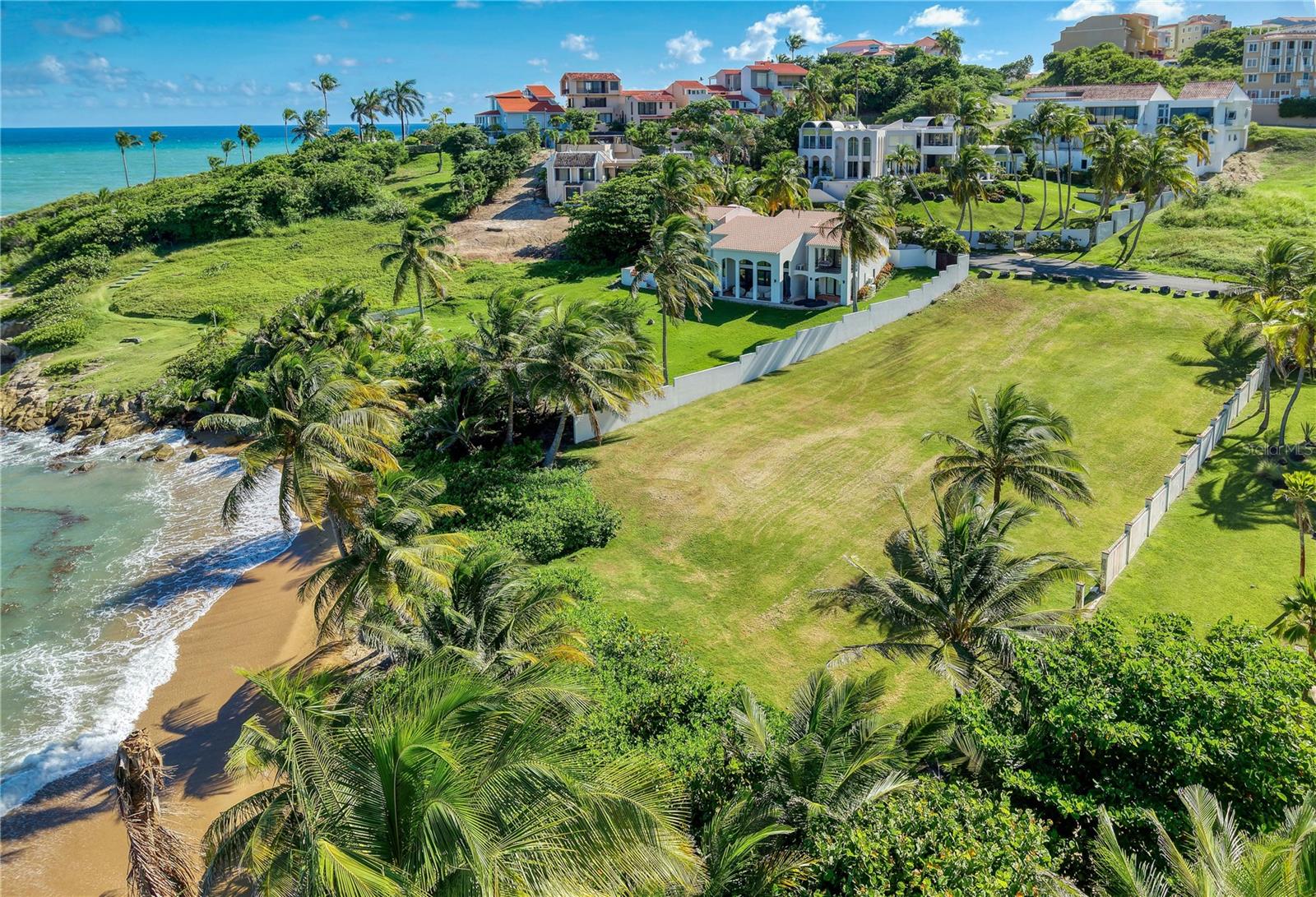 16 SURFSIDE
