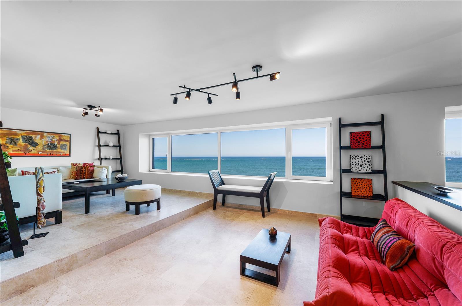 3307 ISLA VERDE AVE #804