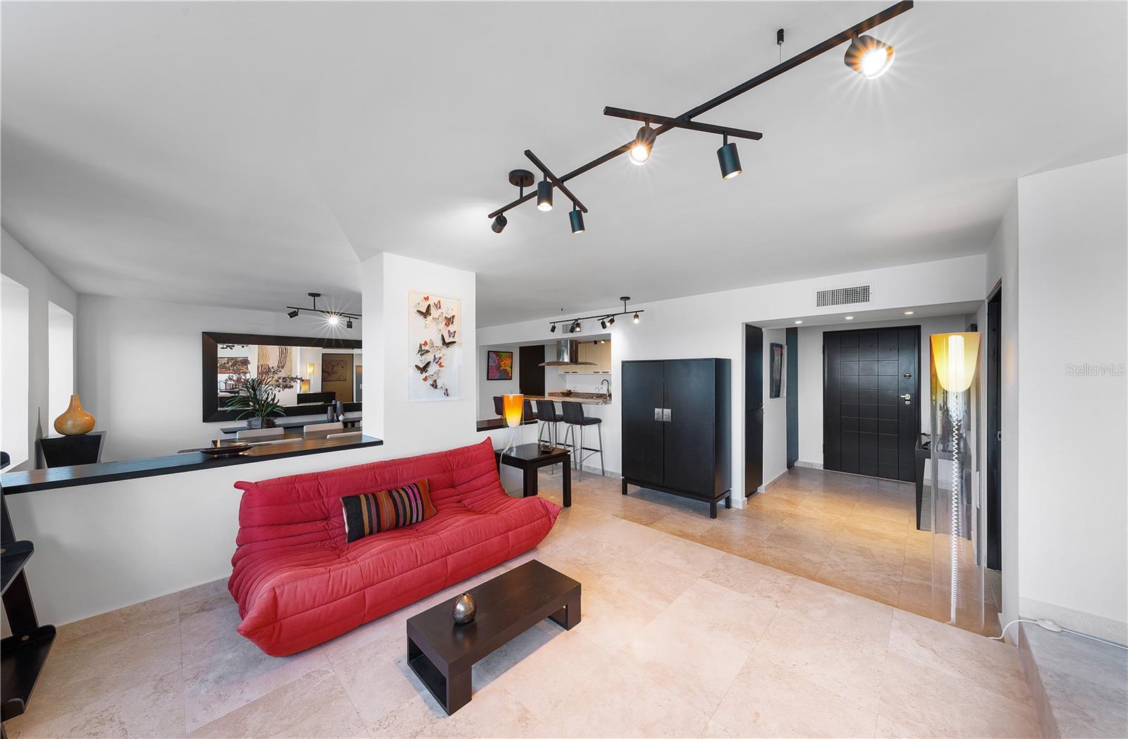 3307 ISLA VERDE AVE #804