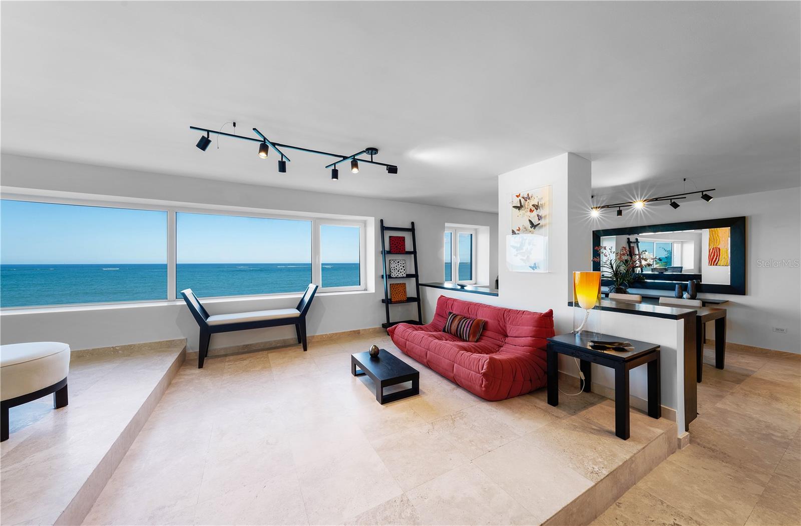 3307 ISLA VERDE AVE #804