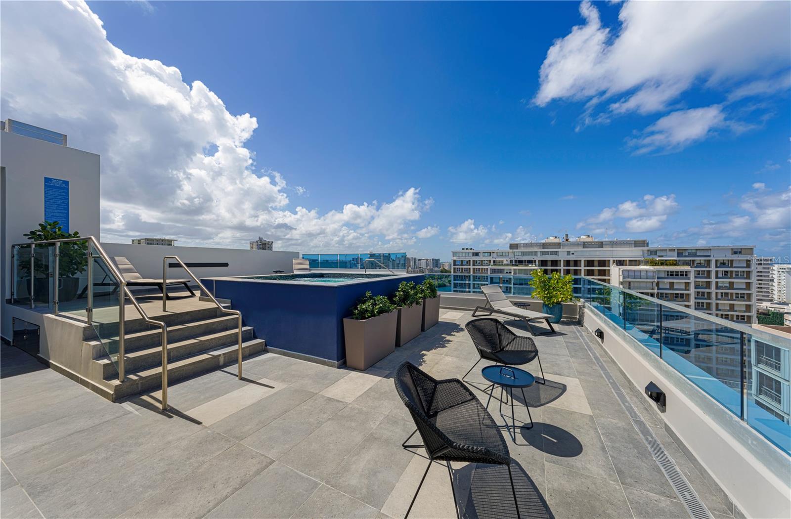 14 DELCASSE ST #803
