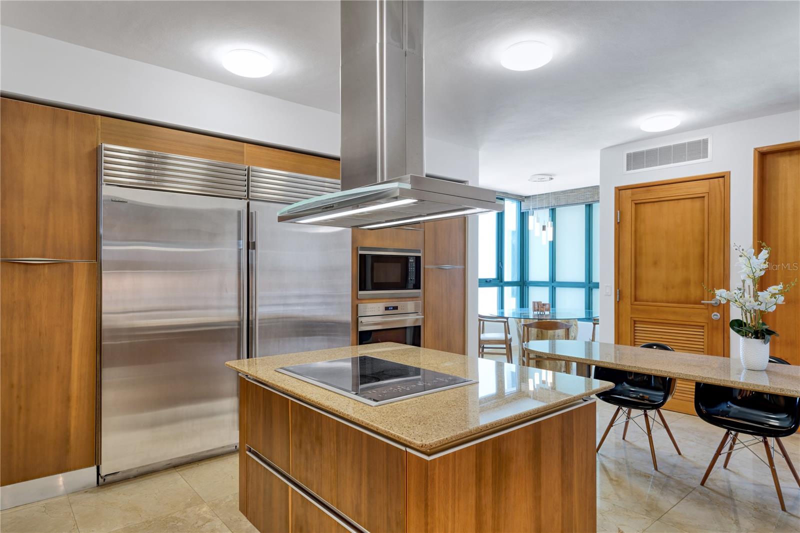 35 MUNOZ RIVERA AVE #1902