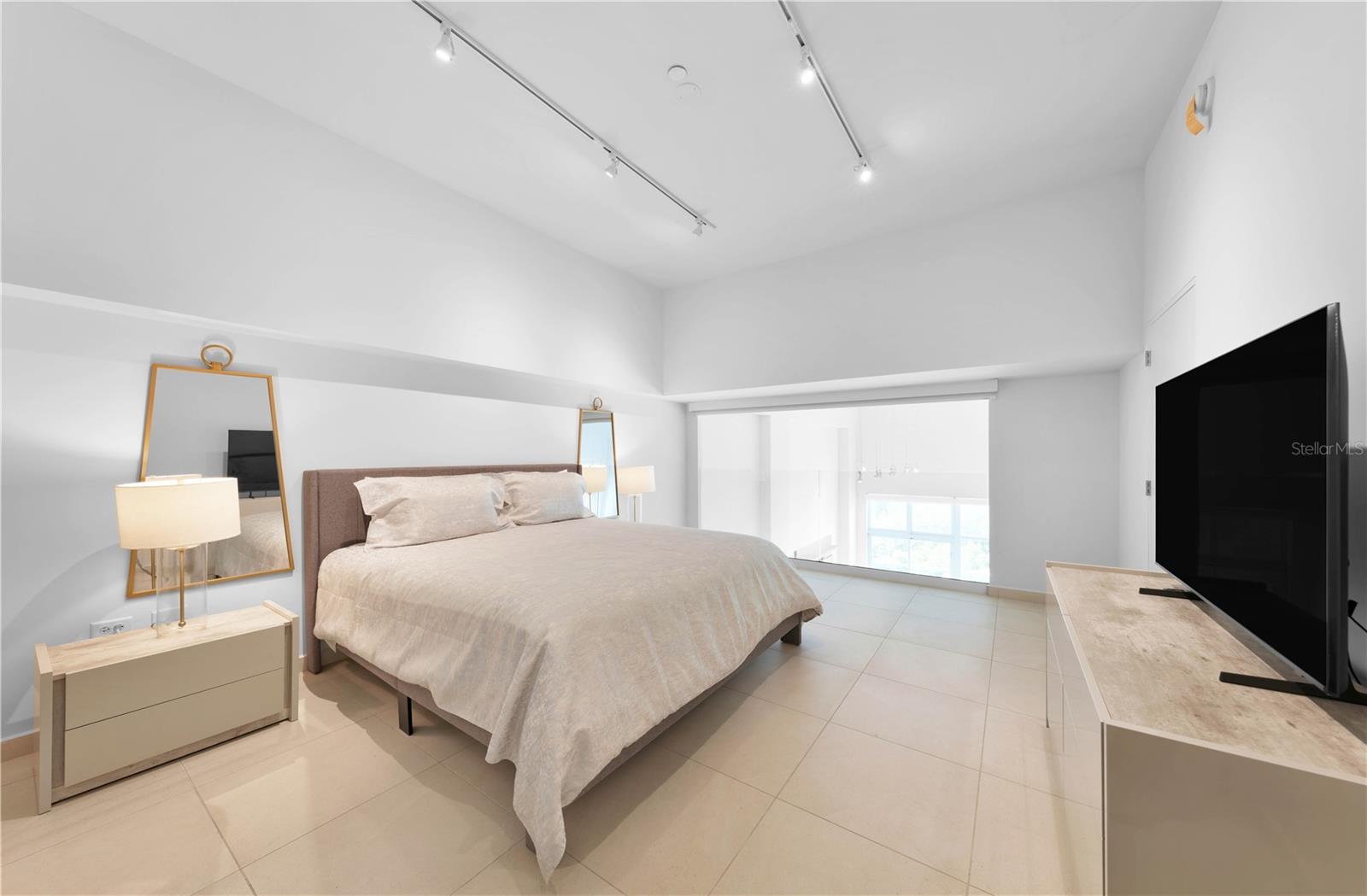 25 MUNOZ RIVERA AVE #414