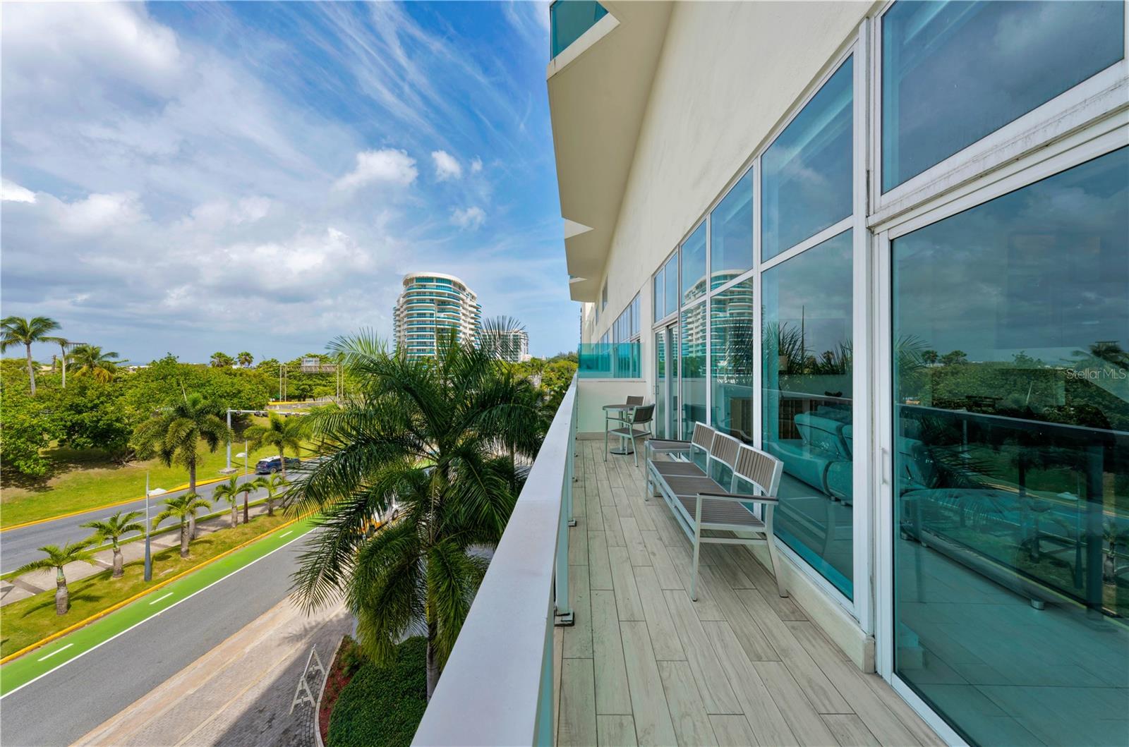 25 MUNOZ RIVERA AVE #414