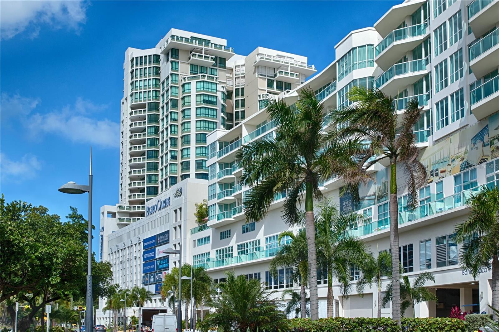 25 MUNOZ RIVERA AVE #414