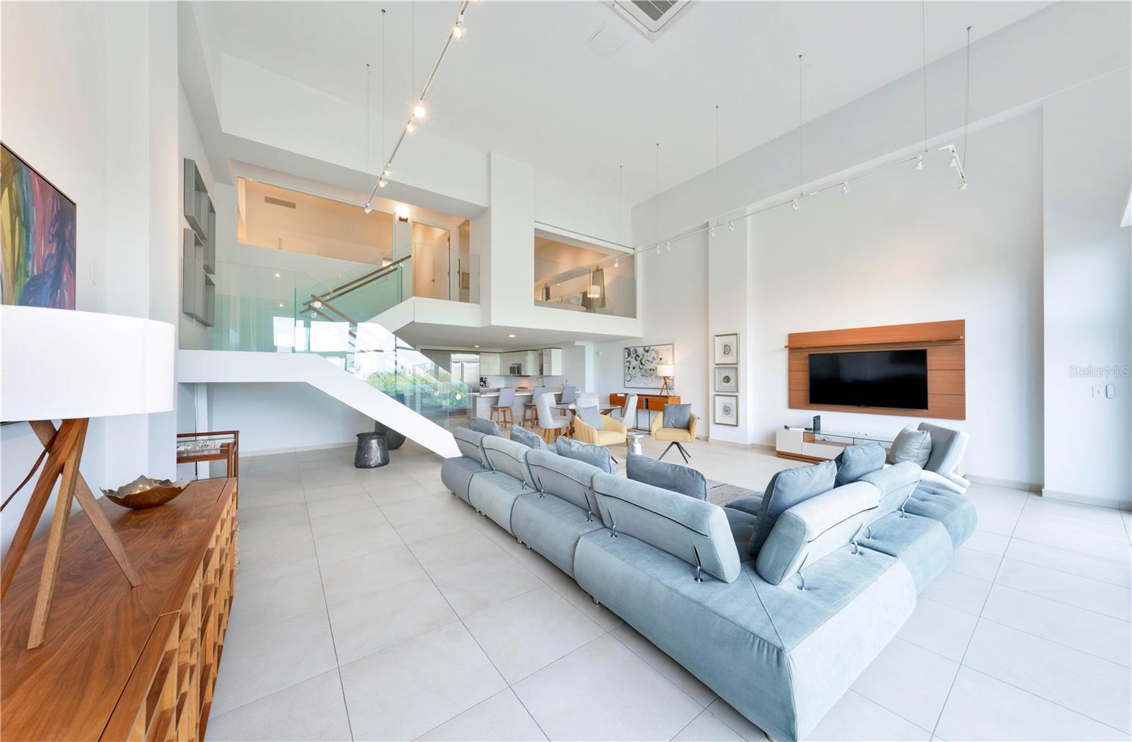 25 MUNOZ RIVERA AVE #414