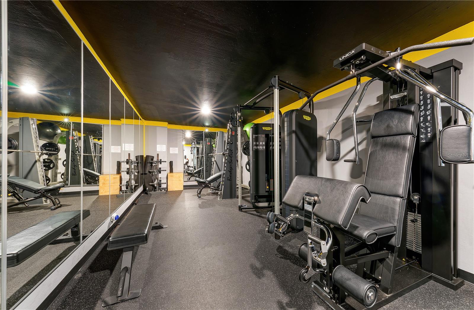 3307 ISLA VERDE AVE #1202