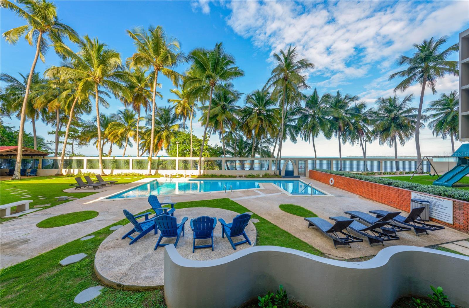 3307 ISLA VERDE AVE #1202