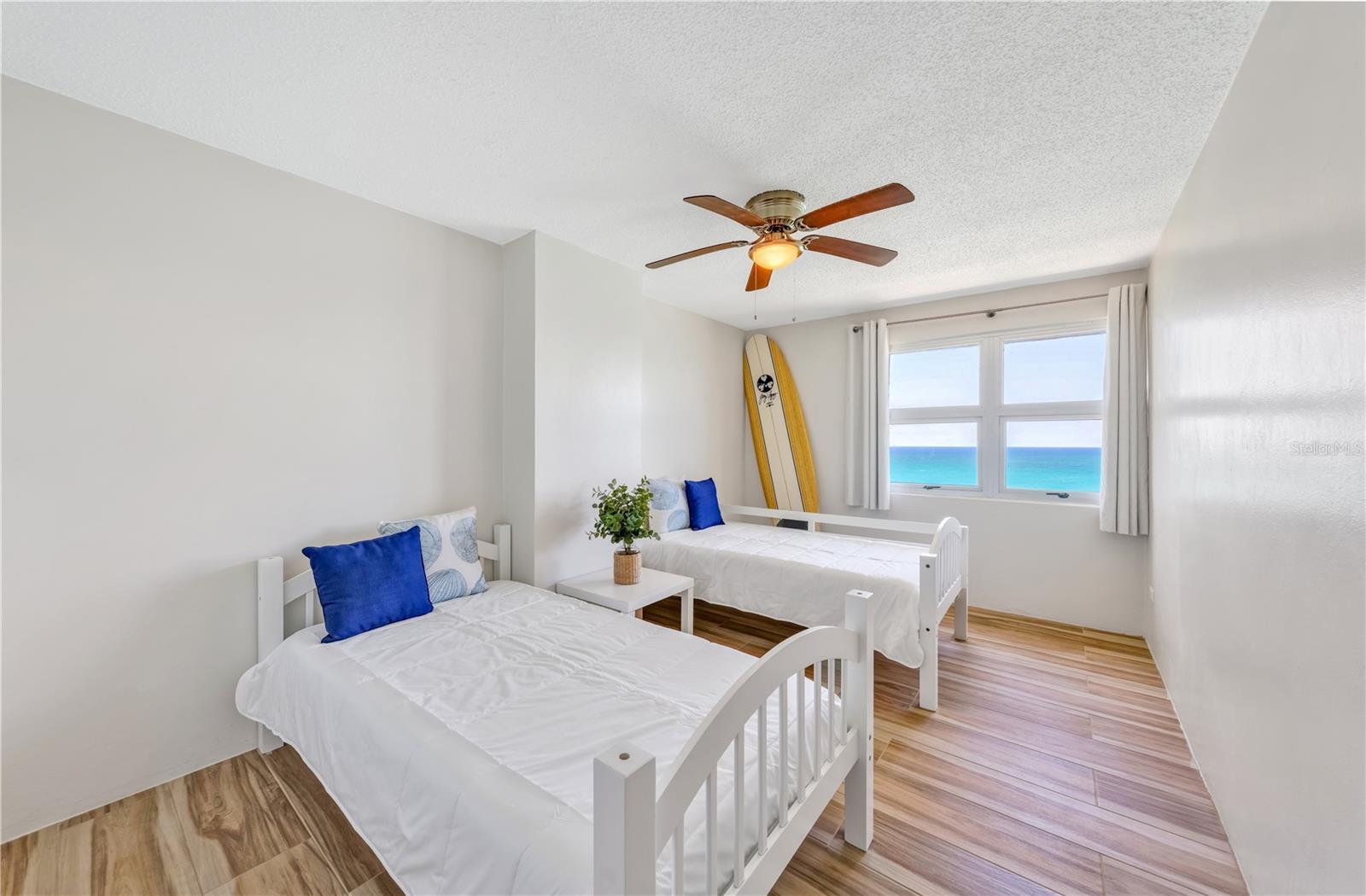 3307 ISLA VERDE AVE #1202