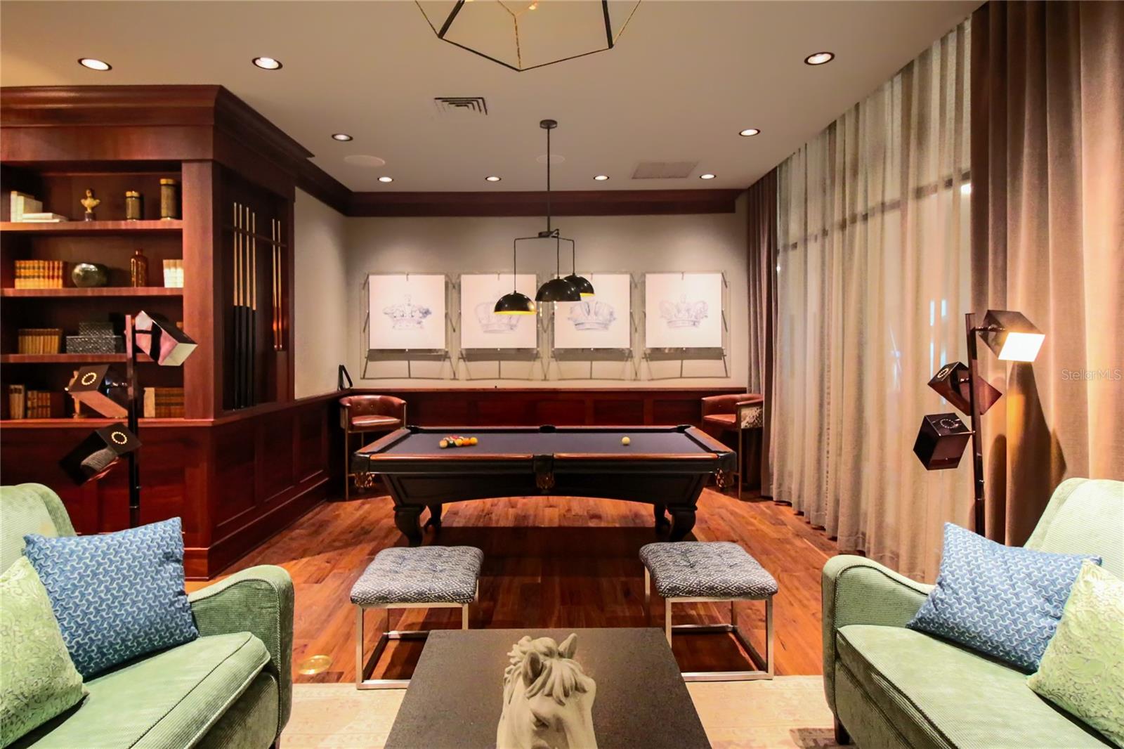 25 MUNOZ RIVERA AVE #808