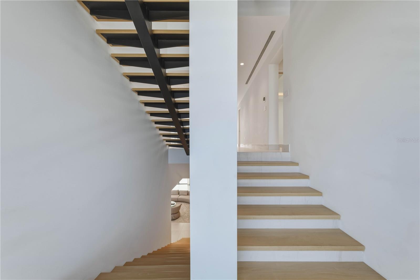 7000 BAHIA BEACH BLVD., G8 ATLANTIC DRIVE