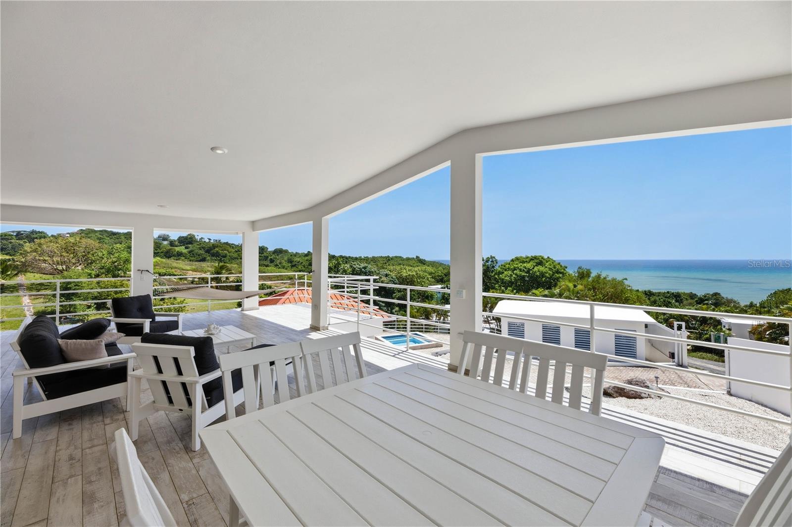 94 EL COCAL COUNTRY AND BEACH CLUB