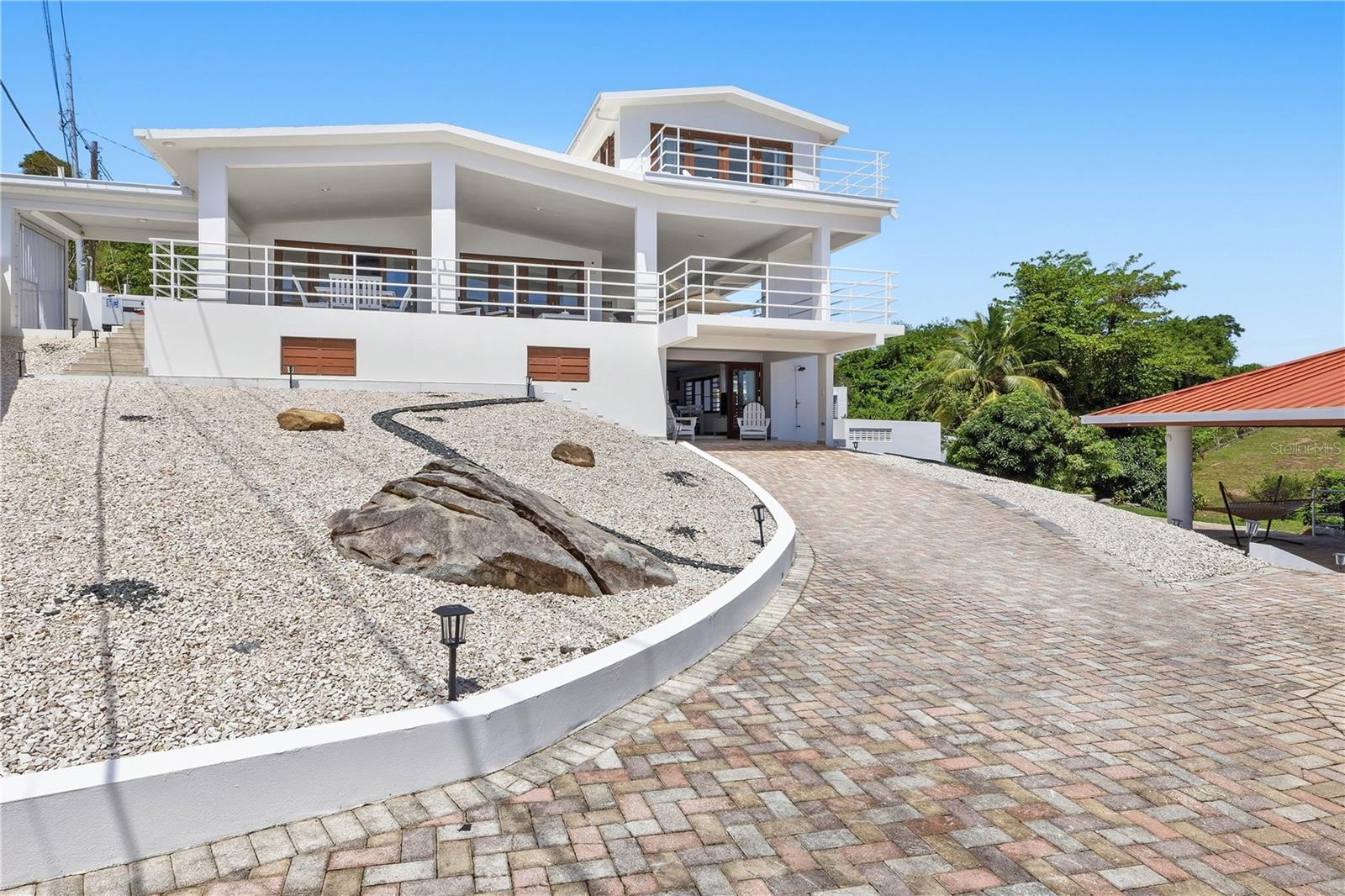 94 EL COCAL COUNTRY AND BEACH CLUB