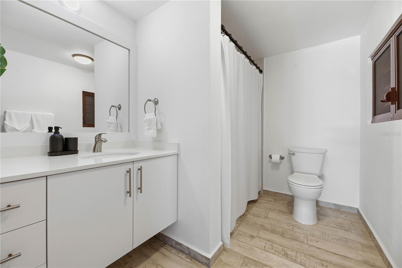 94 EL COCAL COUNTRY AND BEACH CLUB