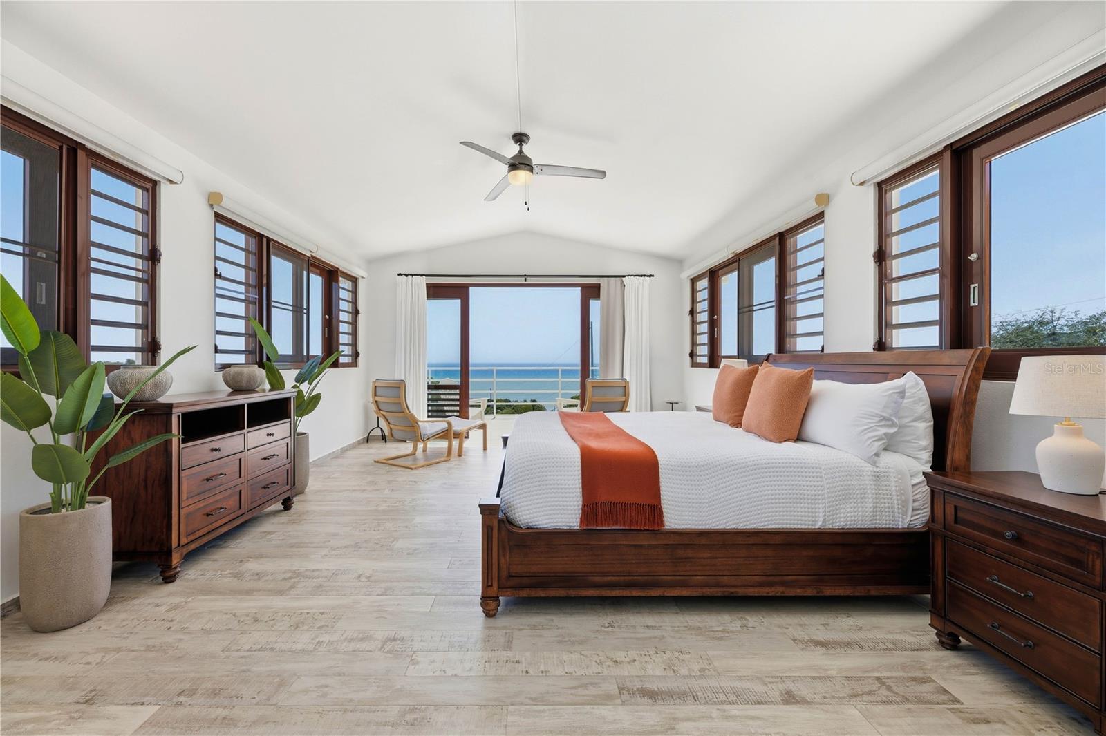 94 EL COCAL COUNTRY AND BEACH CLUB