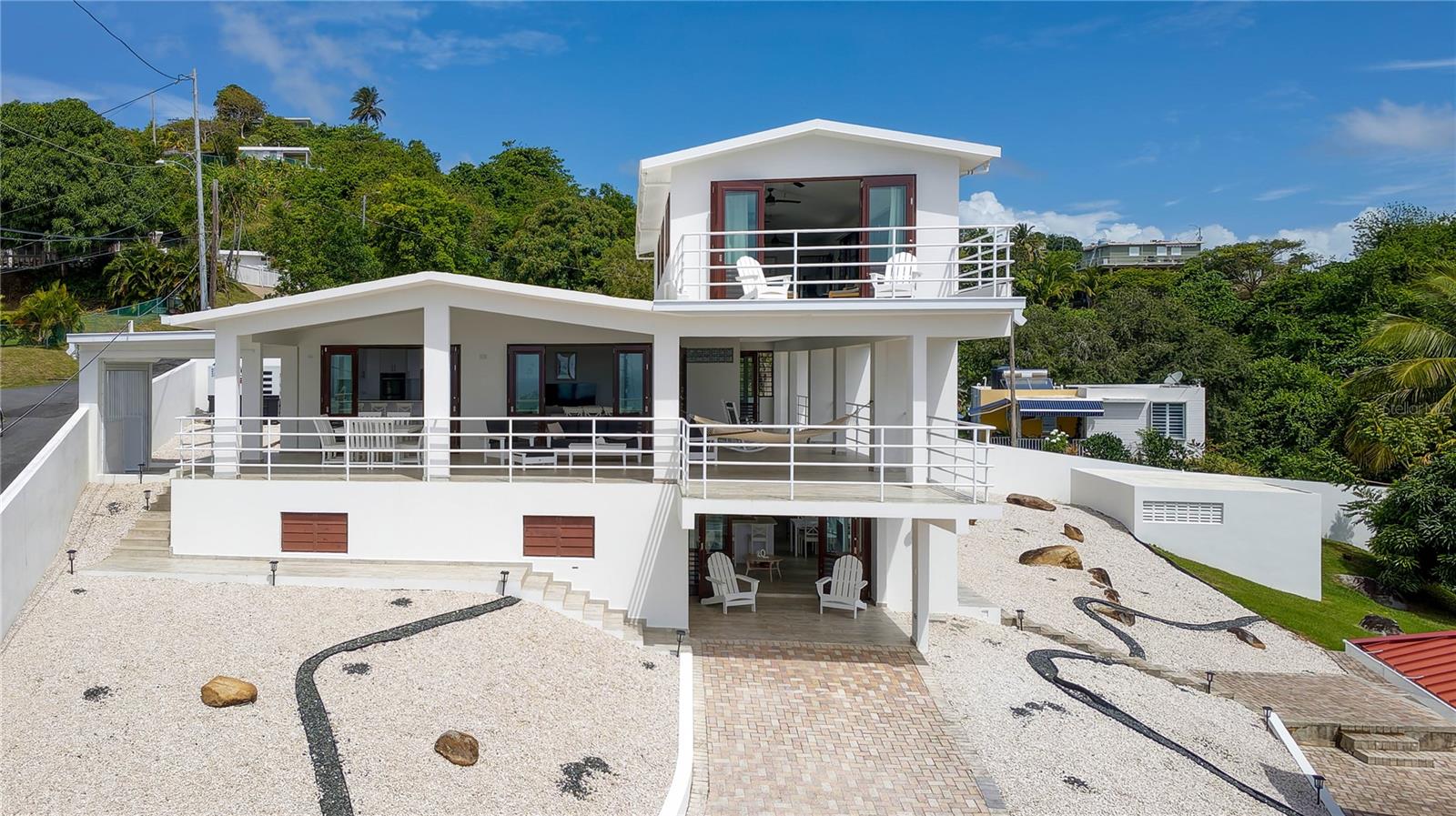 94 EL COCAL COUNTRY AND BEACH CLUB