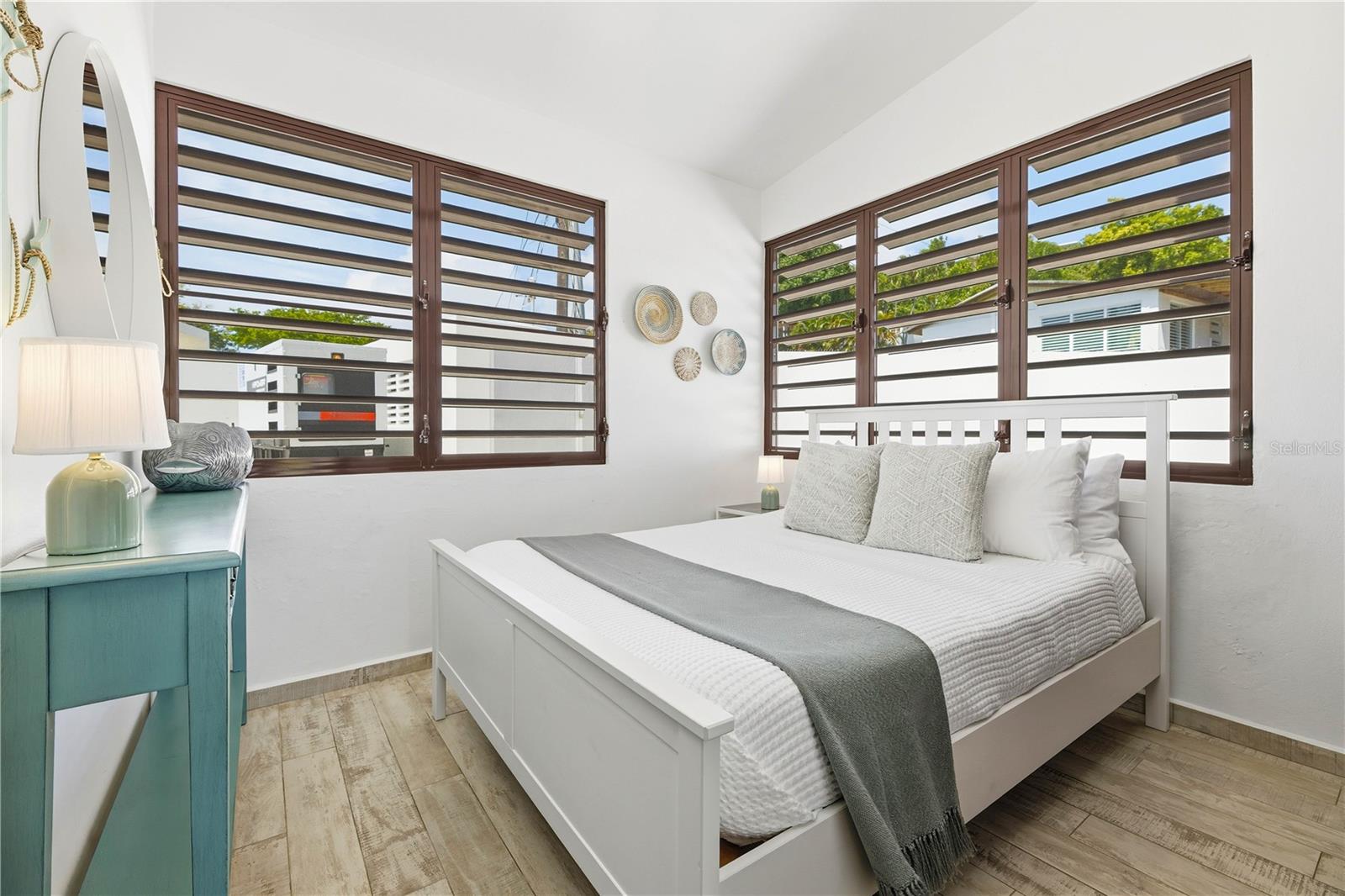 94 EL COCAL COUNTRY AND BEACH CLUB