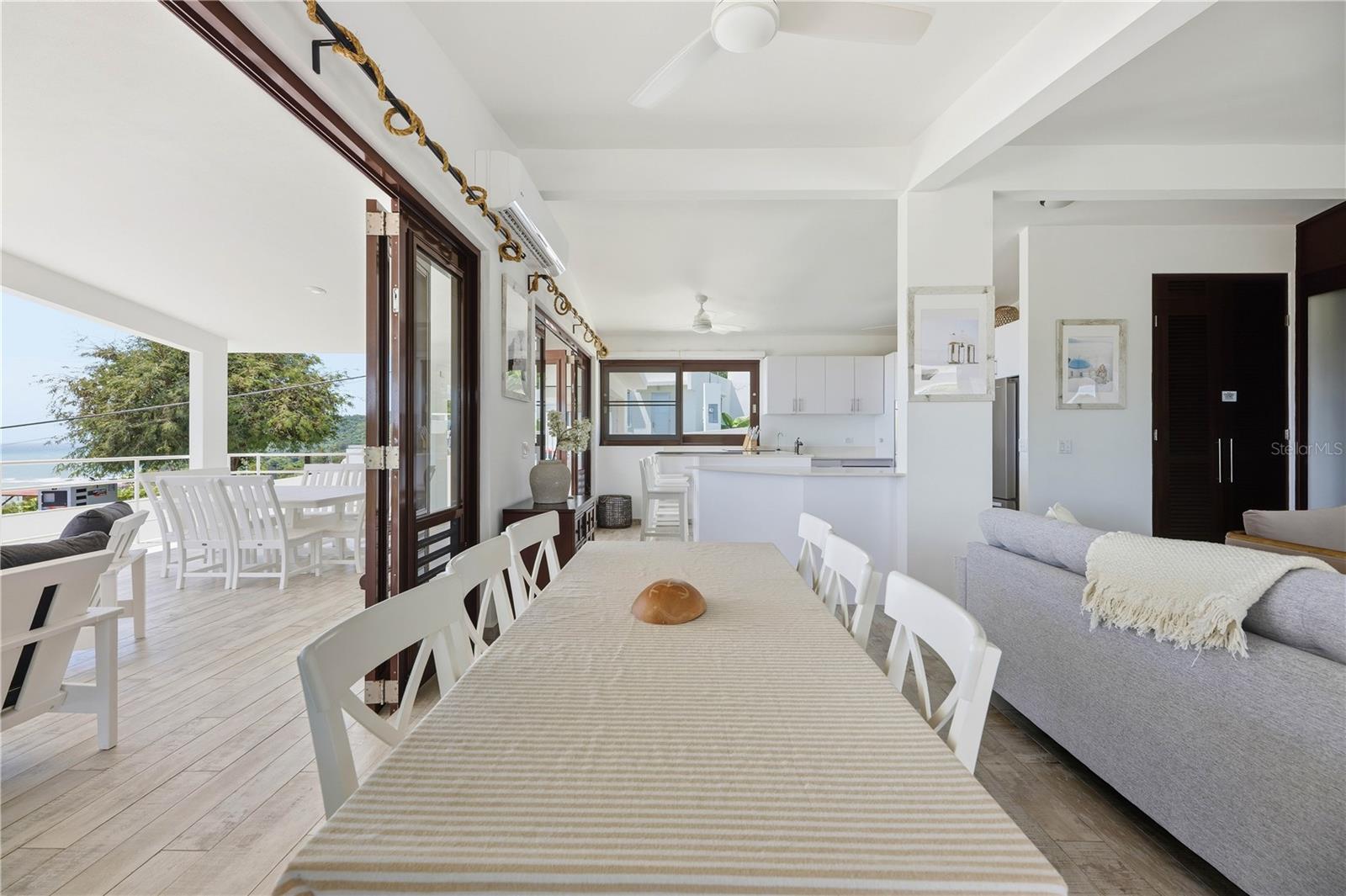 94 EL COCAL COUNTRY AND BEACH CLUB