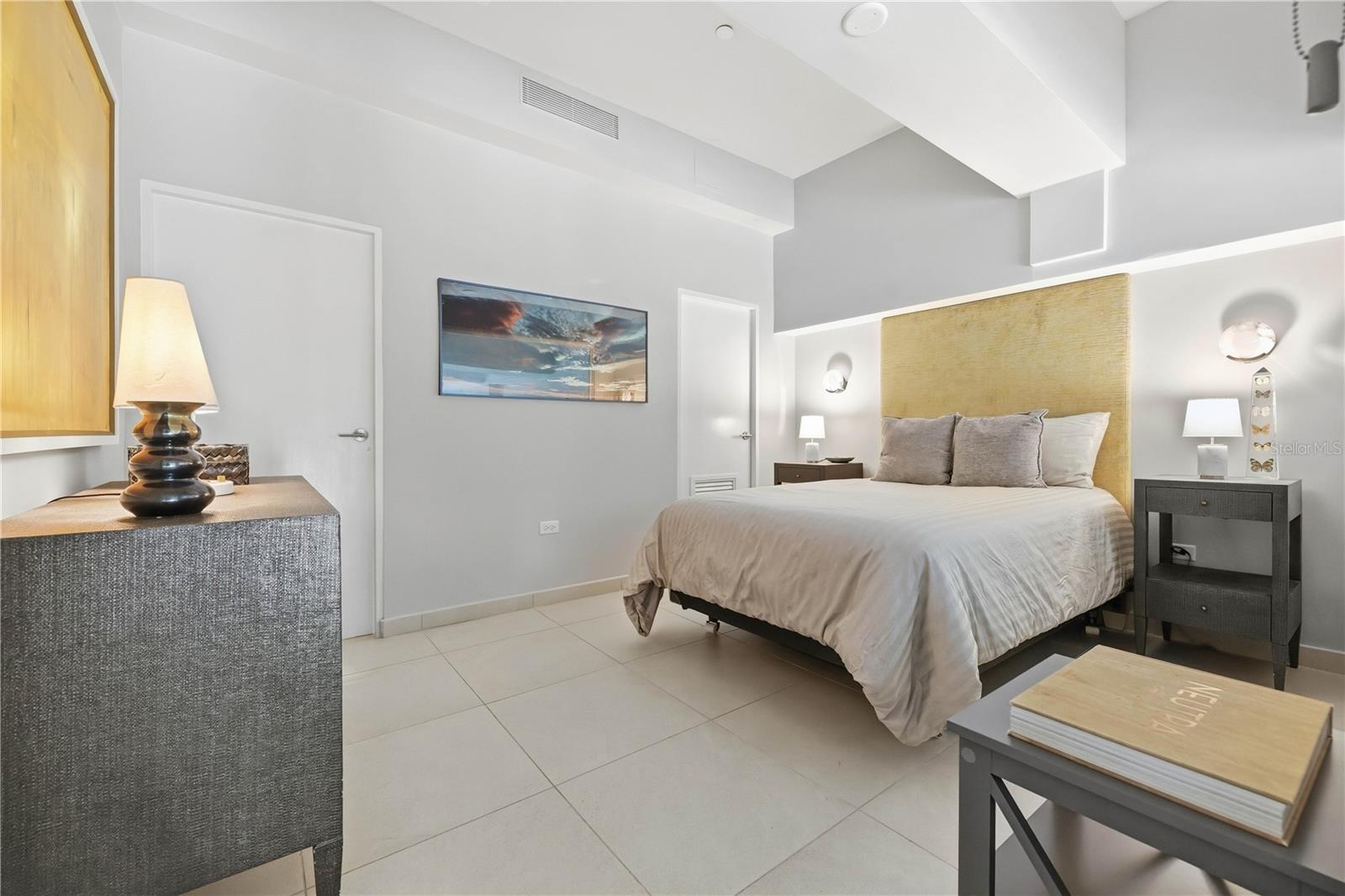 25 MUNOZ RIVERA AVE #413