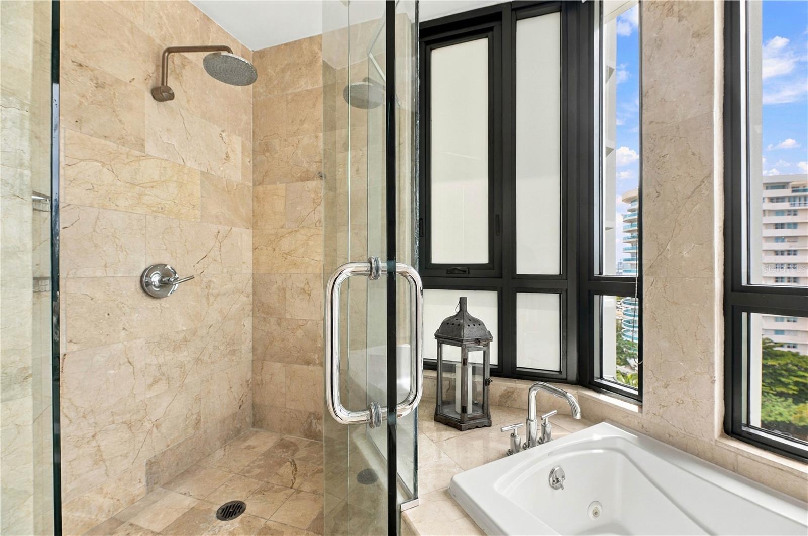 35 MUNOZ RIVERA AVE #901