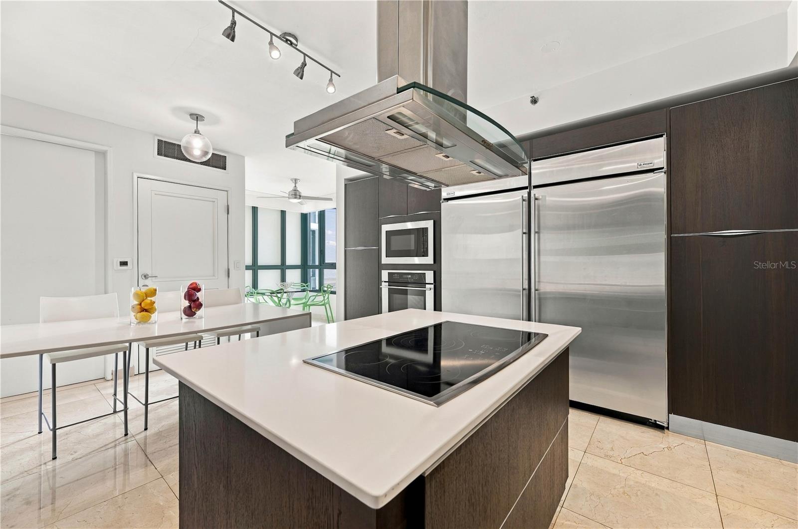 35 MUNOZ RIVERA AVE #901