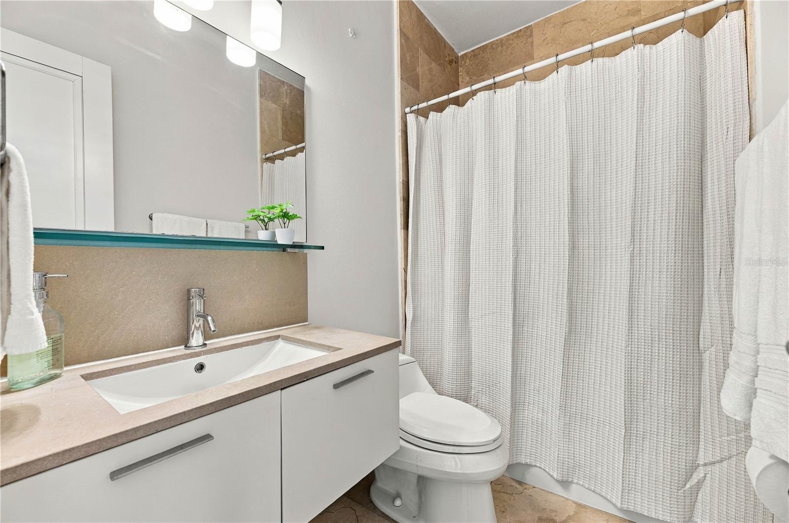 35 MUNOZ RIVERA AVE #901