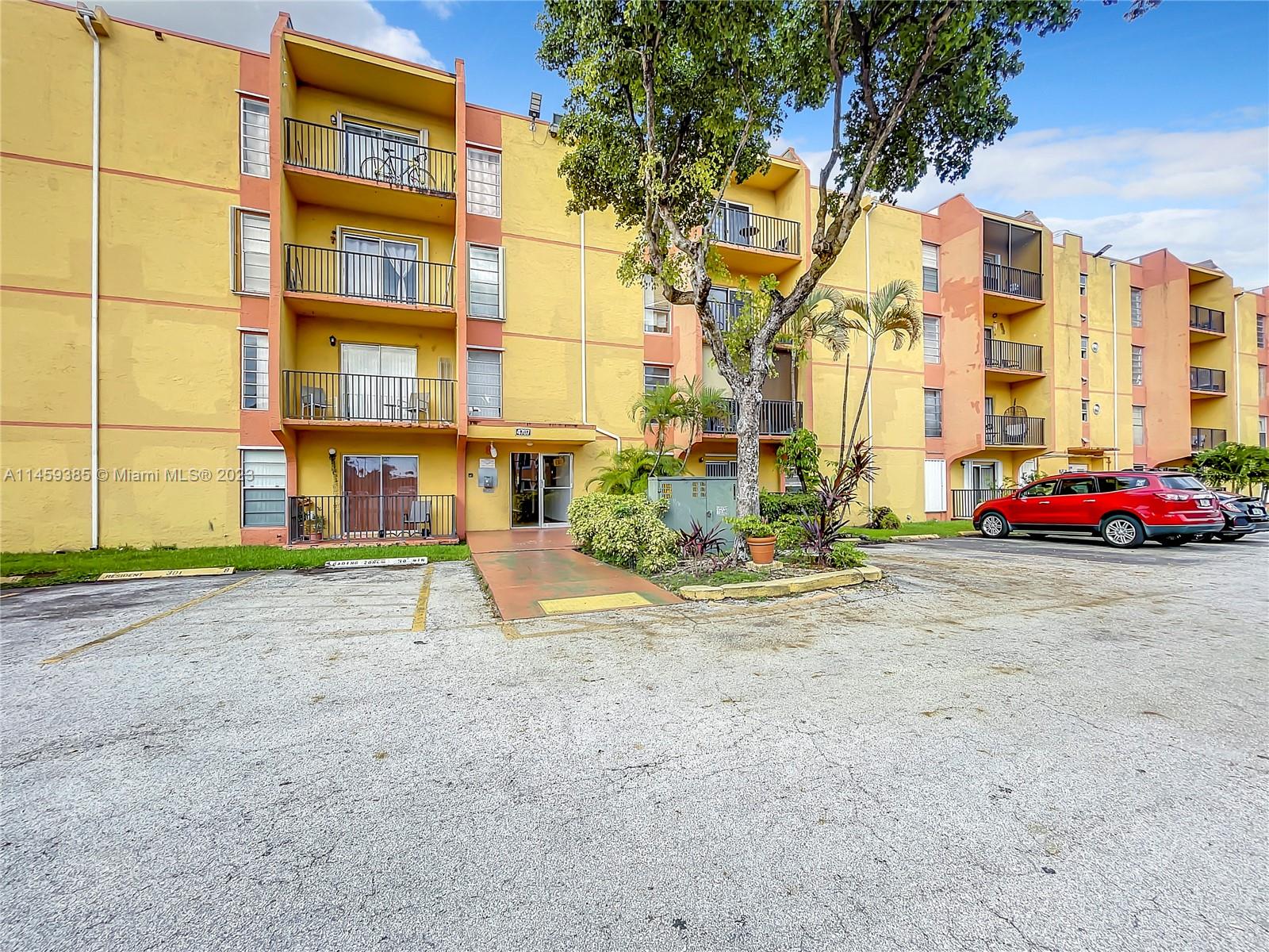 4707 NW 7th St # 8 Unit: 204-8
