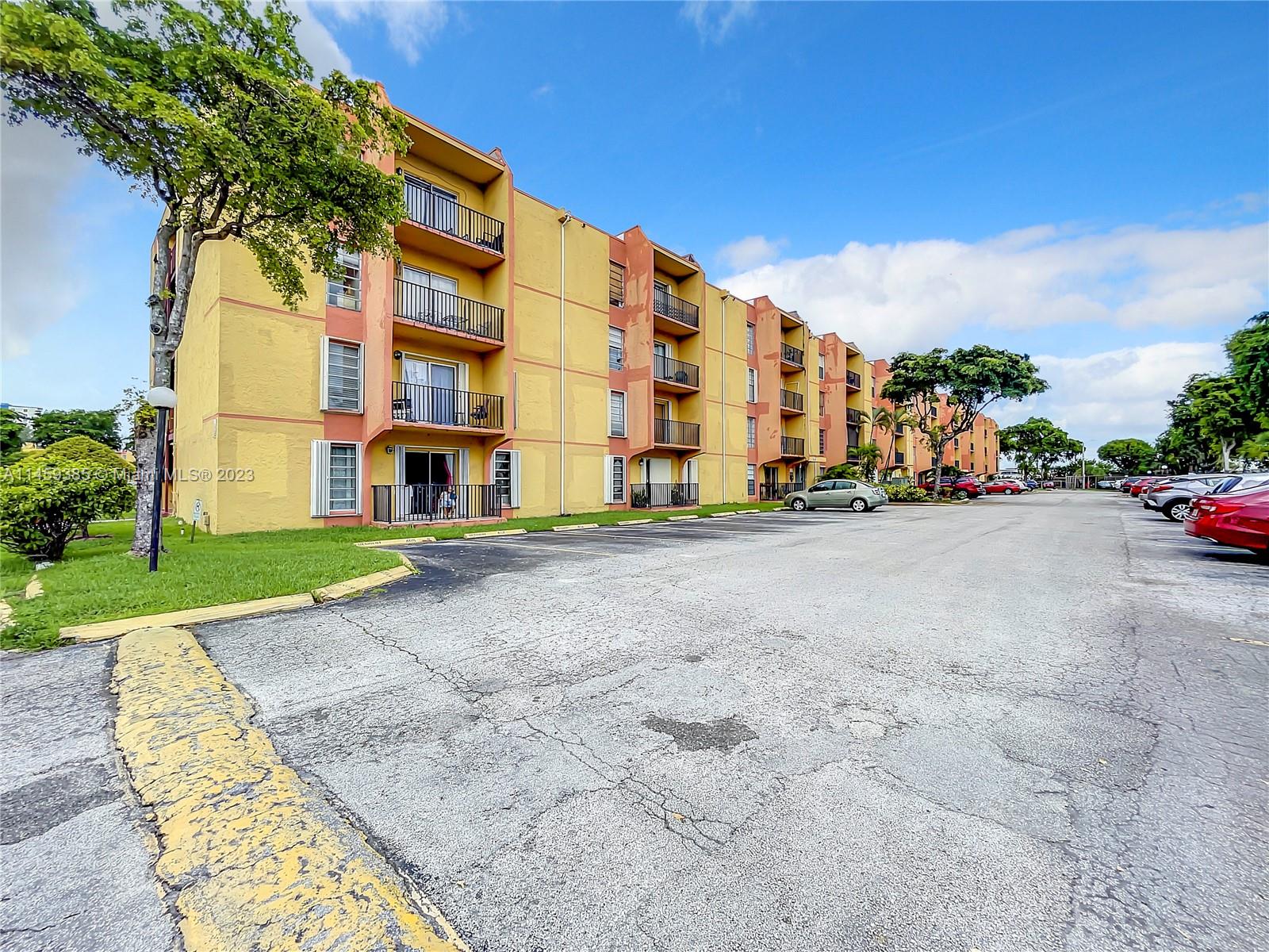4707 NW 7th St # 8 Unit: 204-8